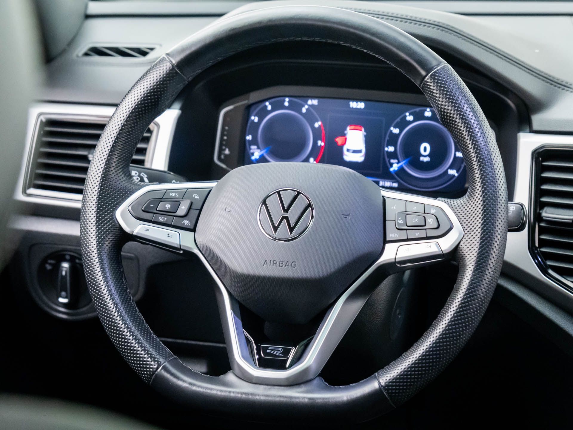 2023 Volkswagen Atlas Cross Sport 3.6L V6 SEL Premium R-Line photo