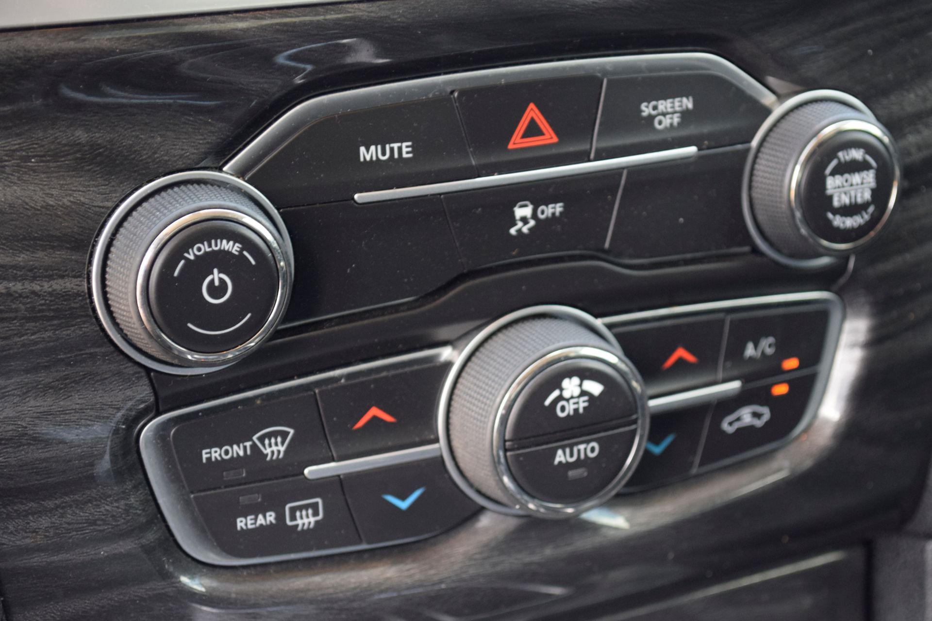 2019 Chrysler 300 Touring White at North Houston Mitsubishi