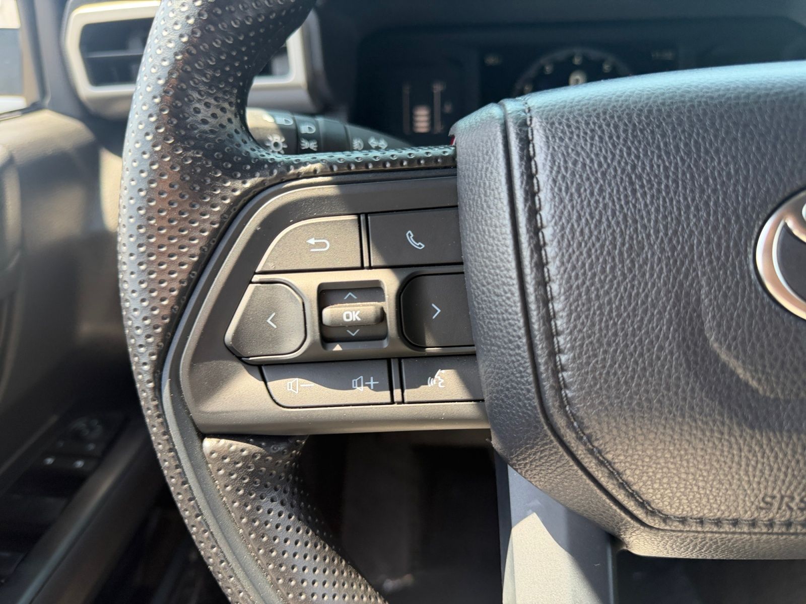 Used 2025 Toyota Tacoma Truck