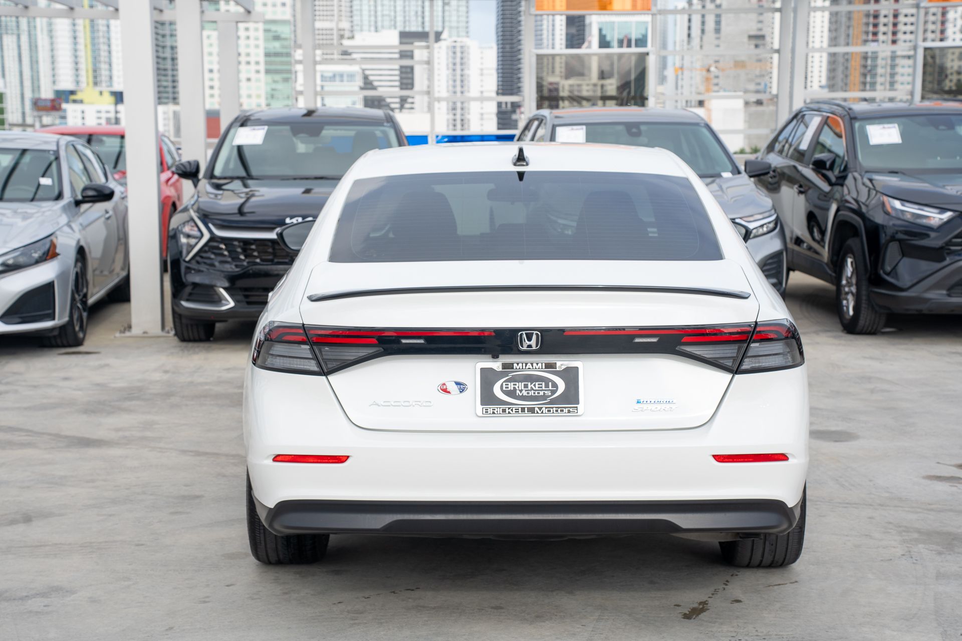 View vehicle photo 7