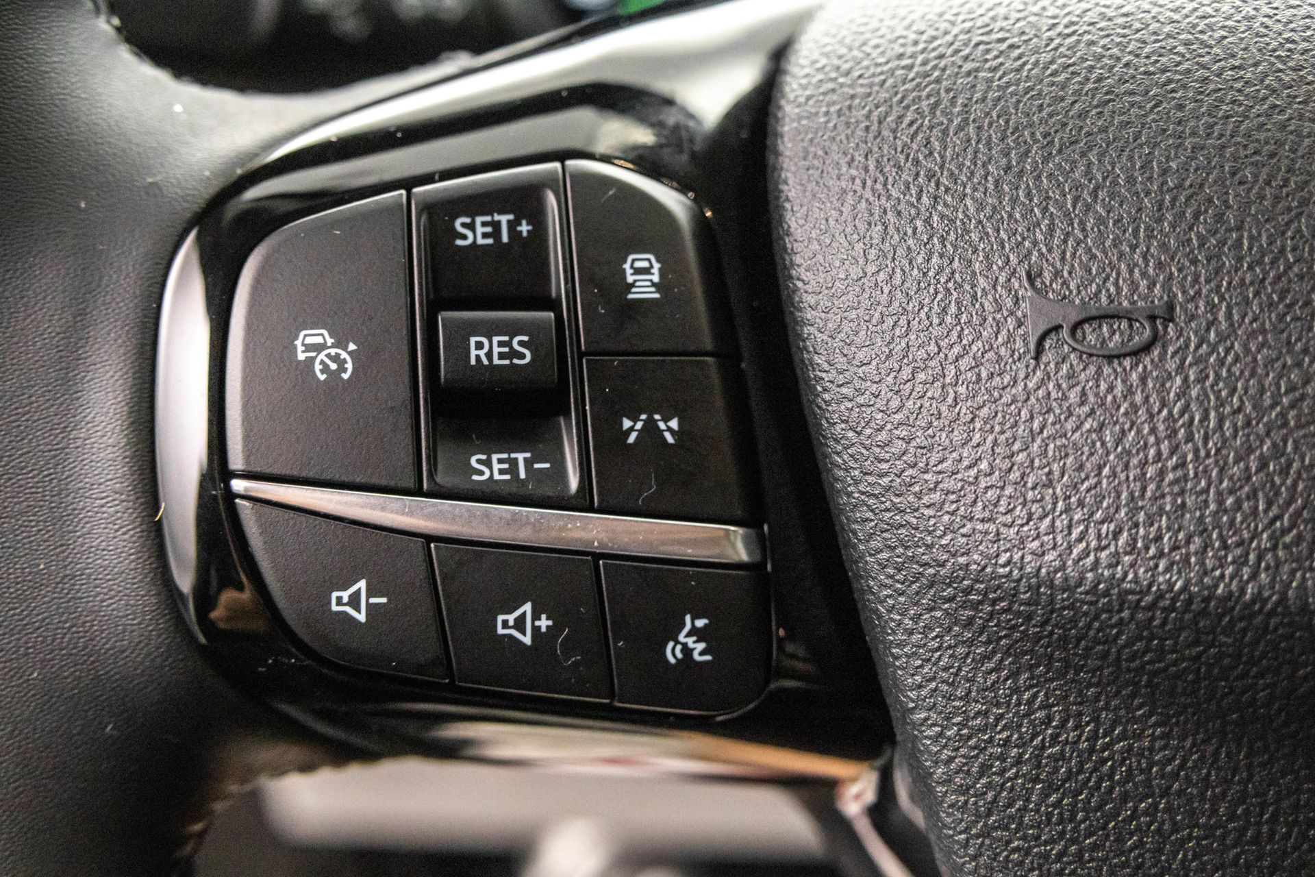 2024 FORD ESCAPE - Image 19