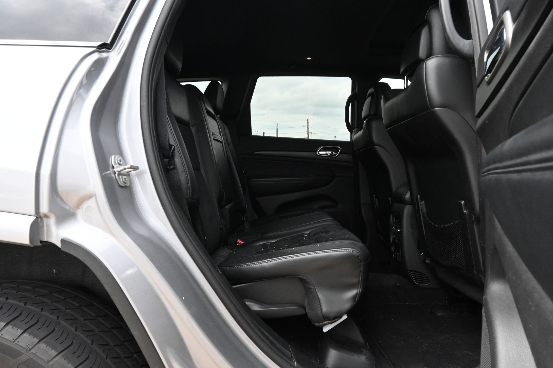 2017 Jeep Grand Cherokee Altitude Silver at DeMontrond Auto Country