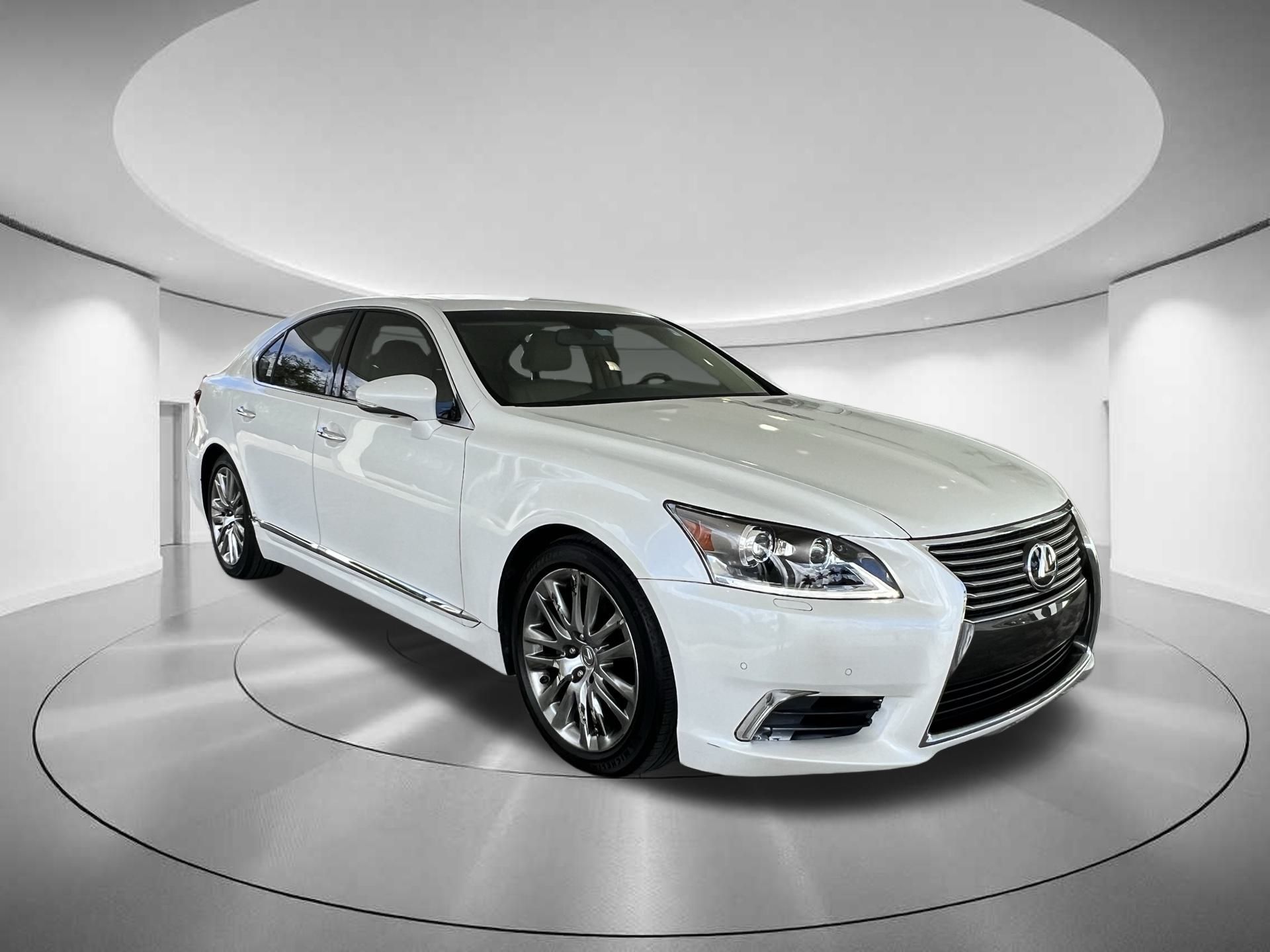 2015 Lexus LS 460 23