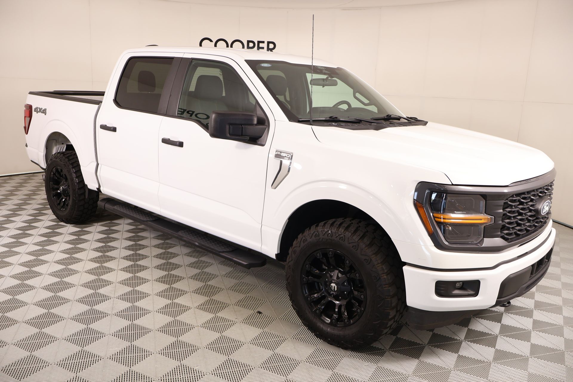 2024 Ford F-150 Blanco (Oxford White) Camioneta Todo terreno Automática