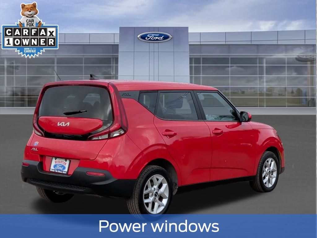 2022 Kia Soul LX - 6