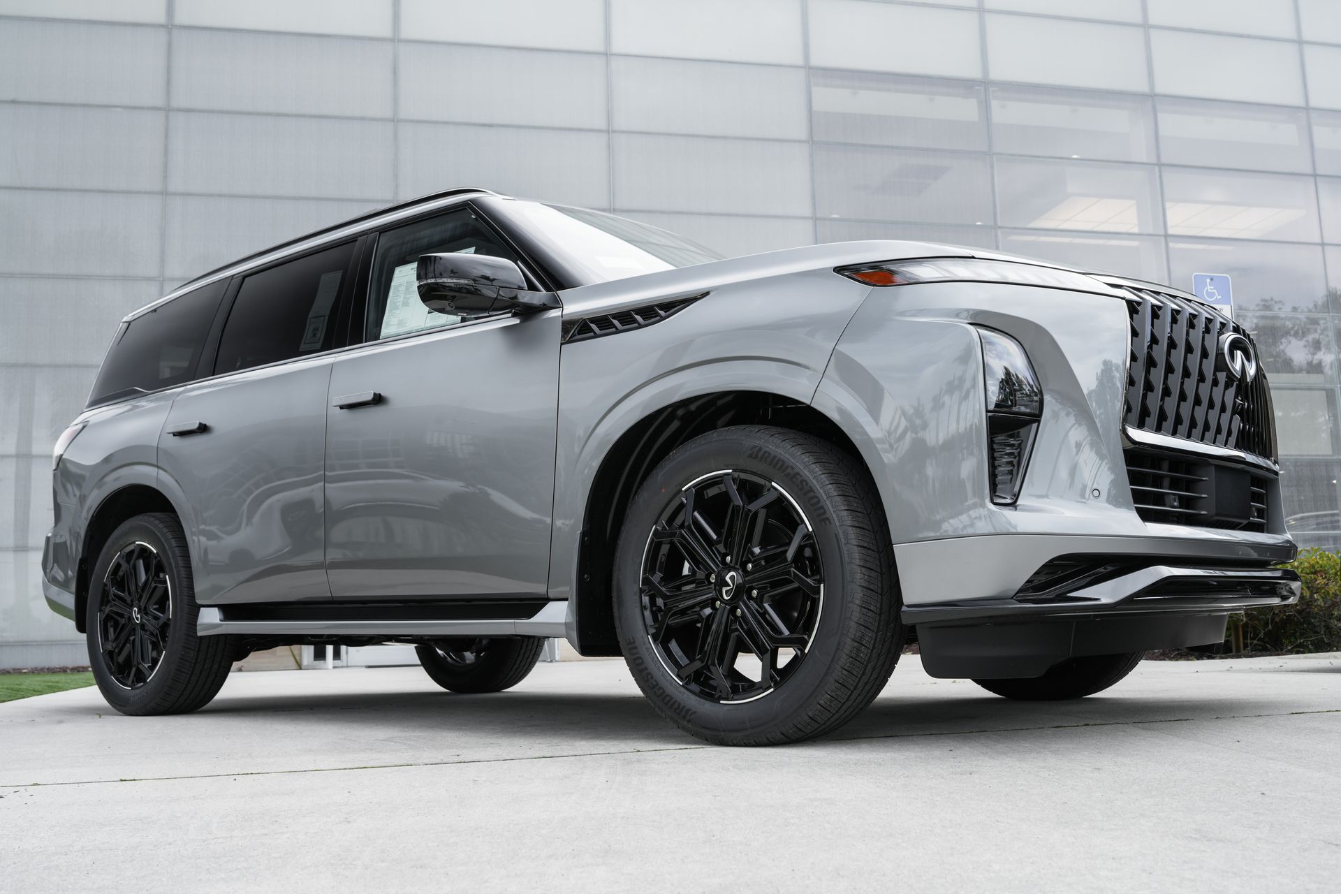 2026 INFINITI QX80 SPORT