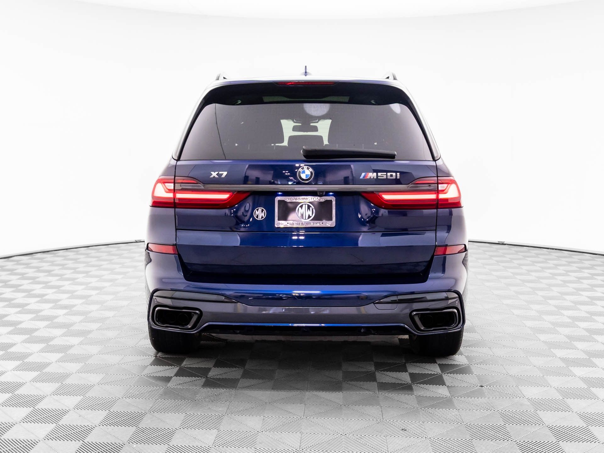 2022 BMW X7 M50i photo