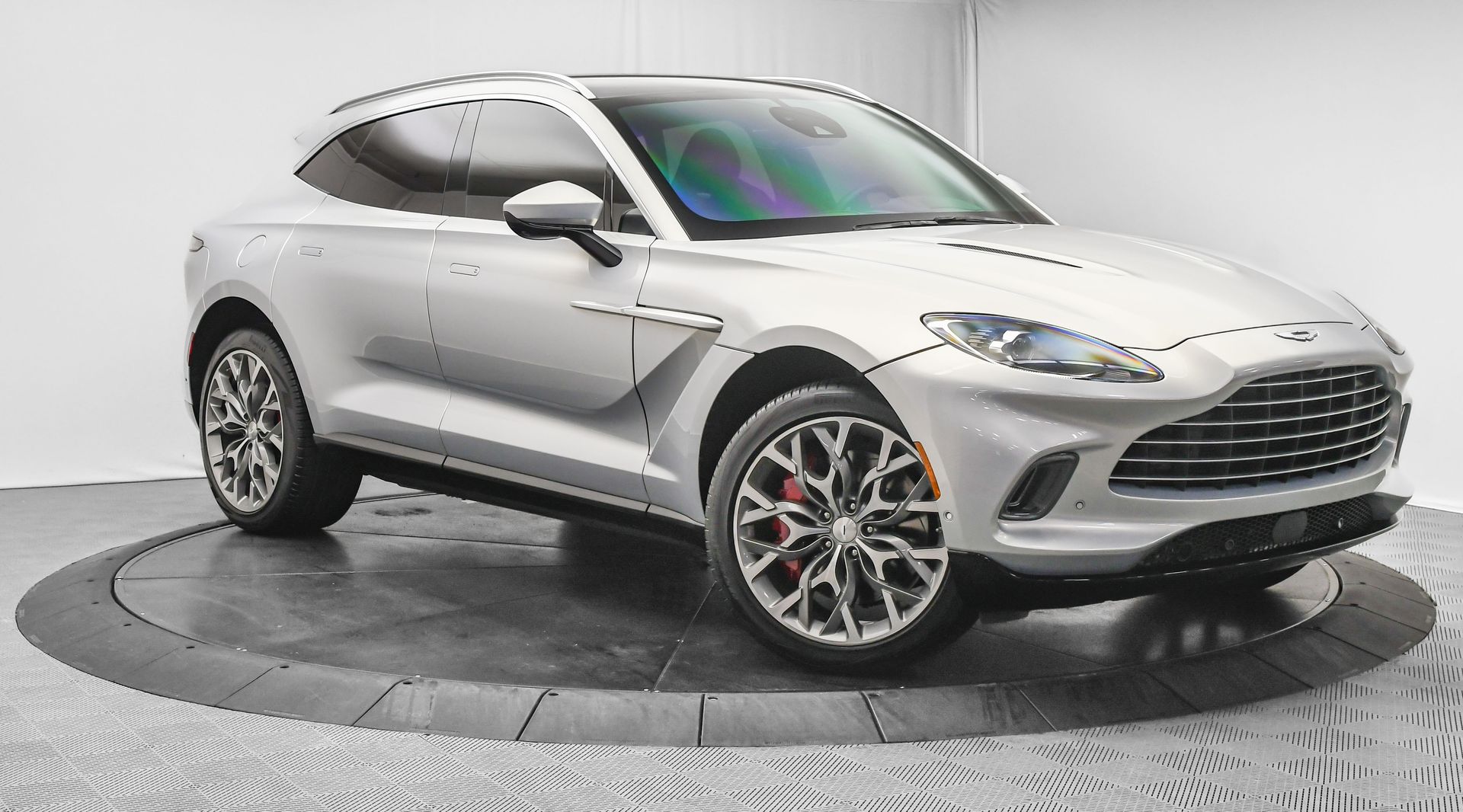 2021 Aston Martin DBX Base