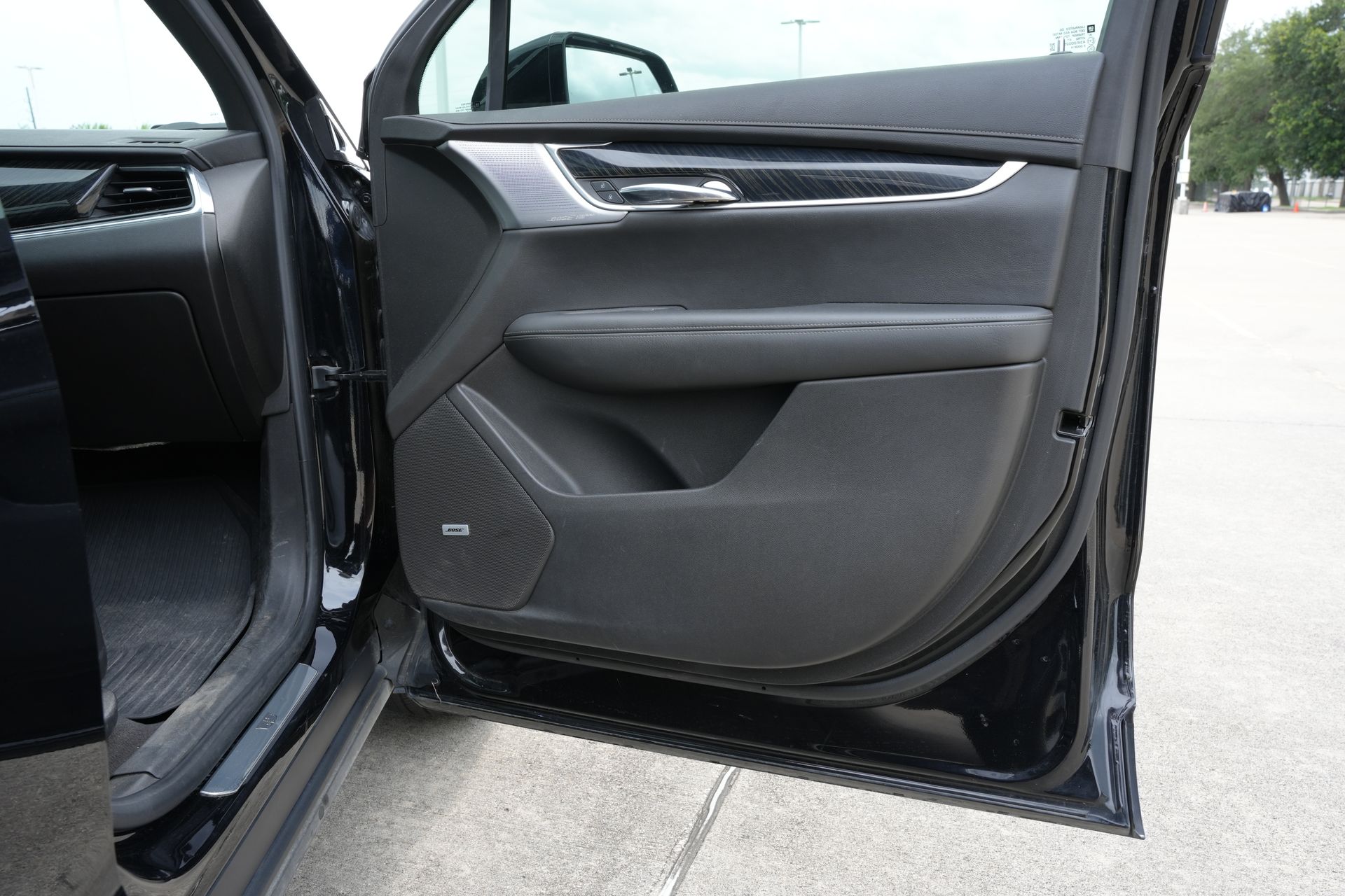 2020 Cadillac XT6 Premium Luxury Black at AutoSavvy Houston Northwest