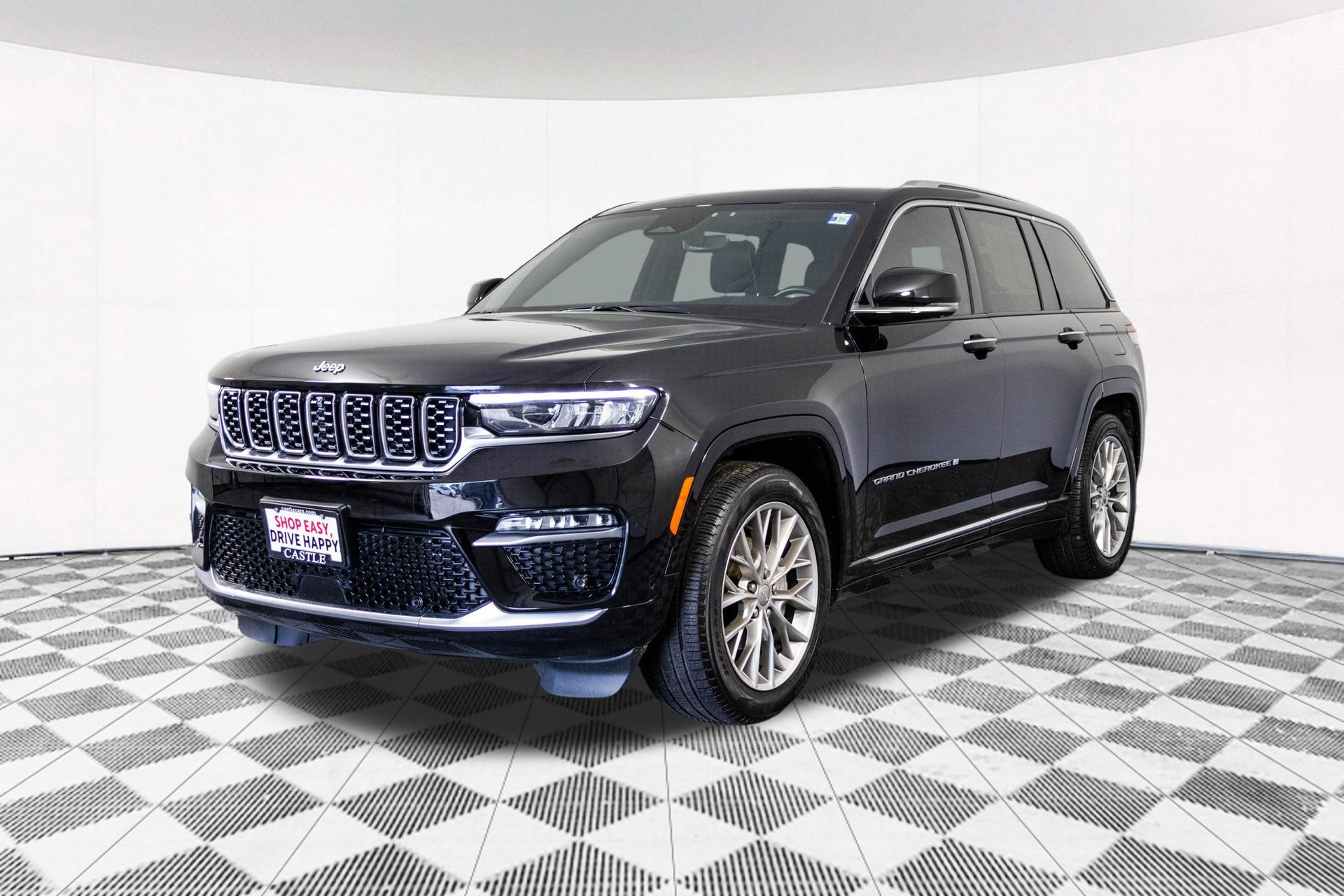 2023 JEEP GRAND CHEROKEE - Image 12