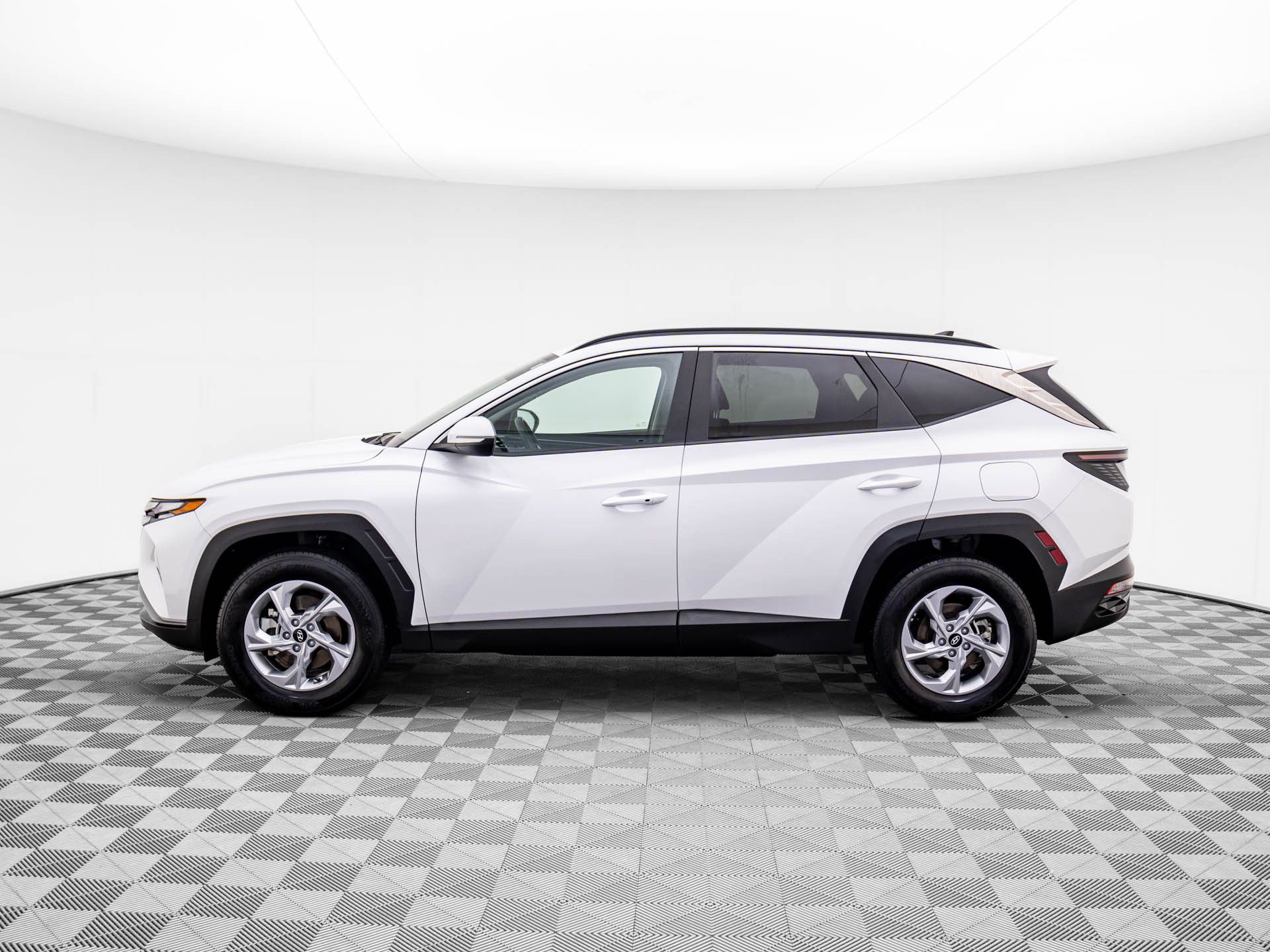 2022 Hyundai Tucson SEL photo