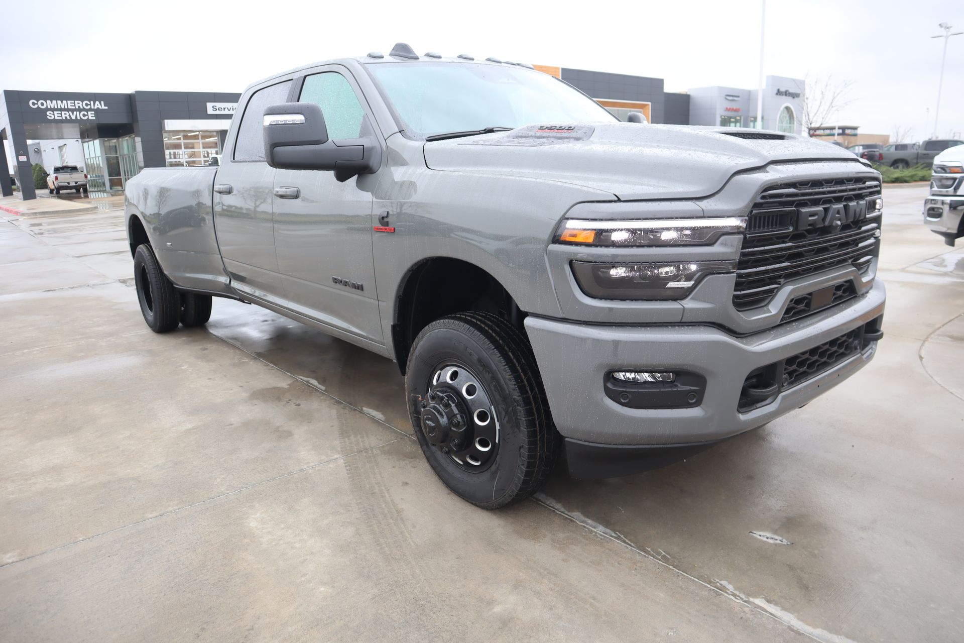 2026 RAM 3500 Laramie Crew Cab LB DRW 4WD