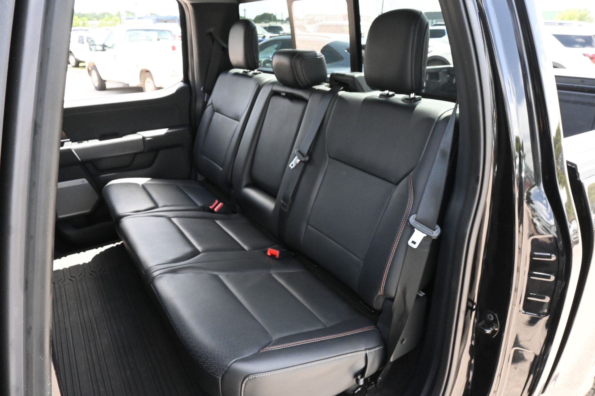2022 Ford F-150 Lariat Black at AutoSavvy Houston Southwest