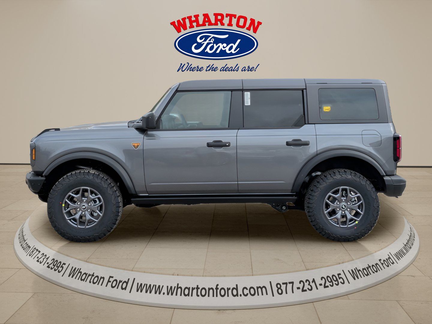 2025 Ford Bronco Badlands - 2
