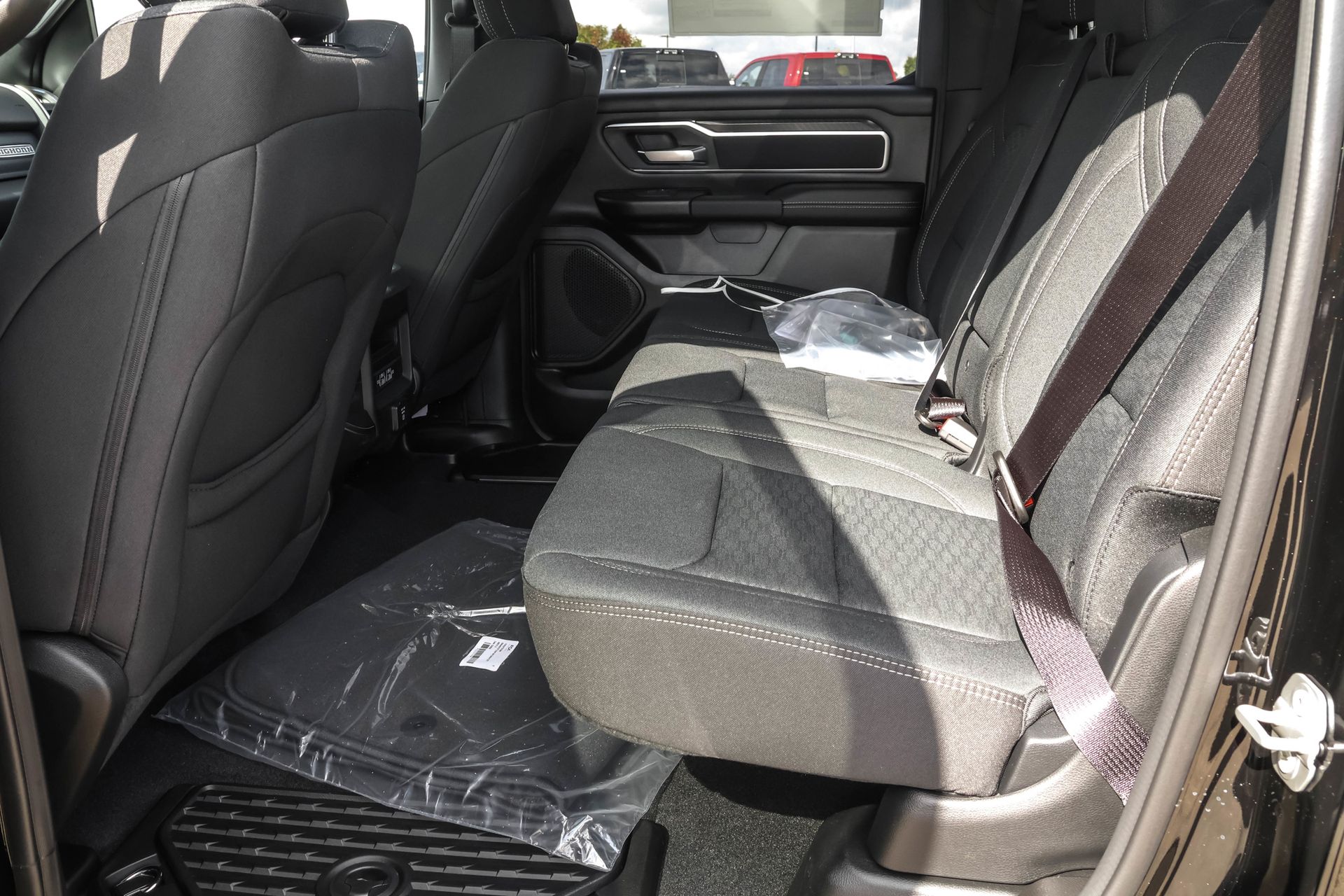 2026 RAM 1500 - Image 13