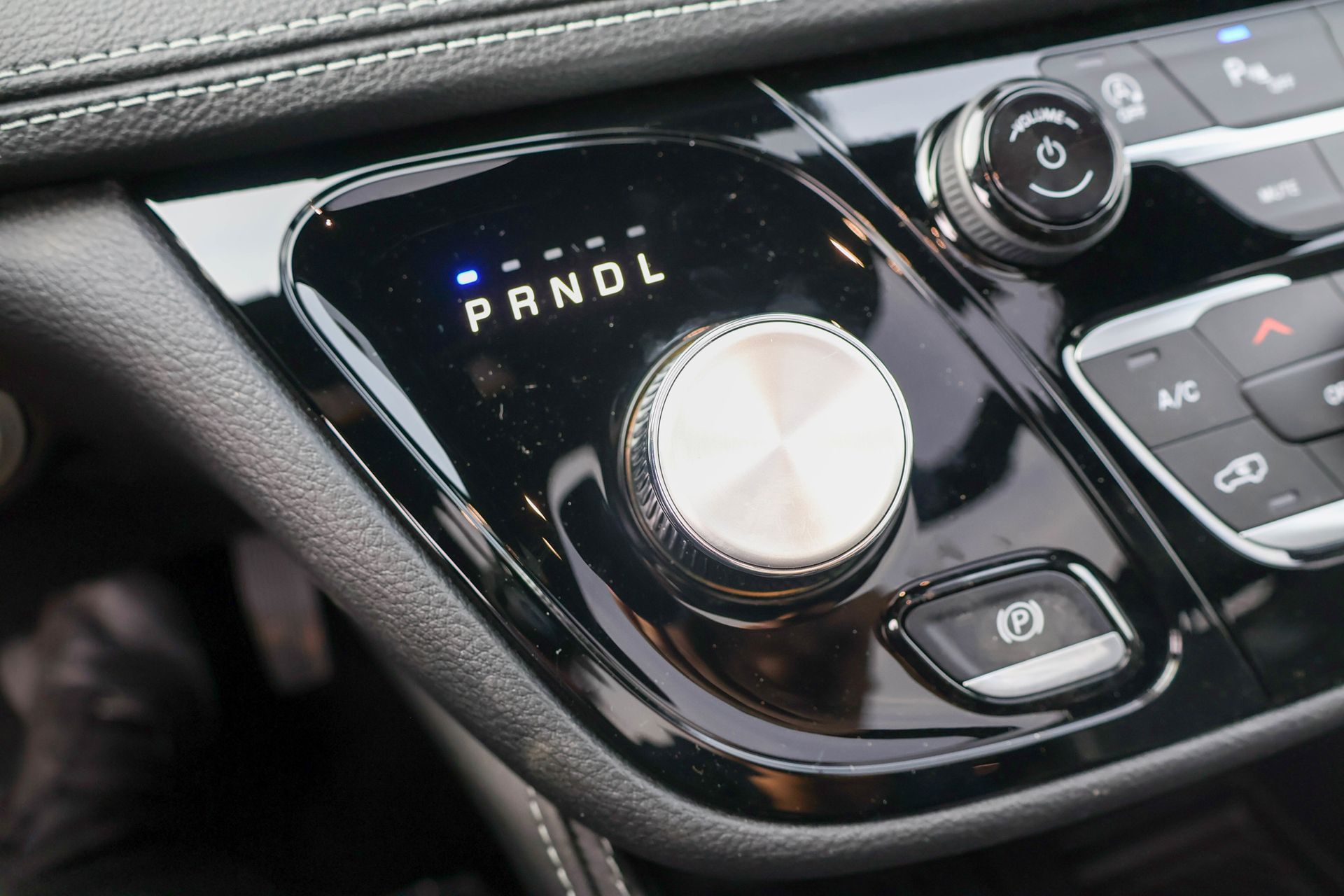 2026 CHRYSLER PACIFICA - Image 24