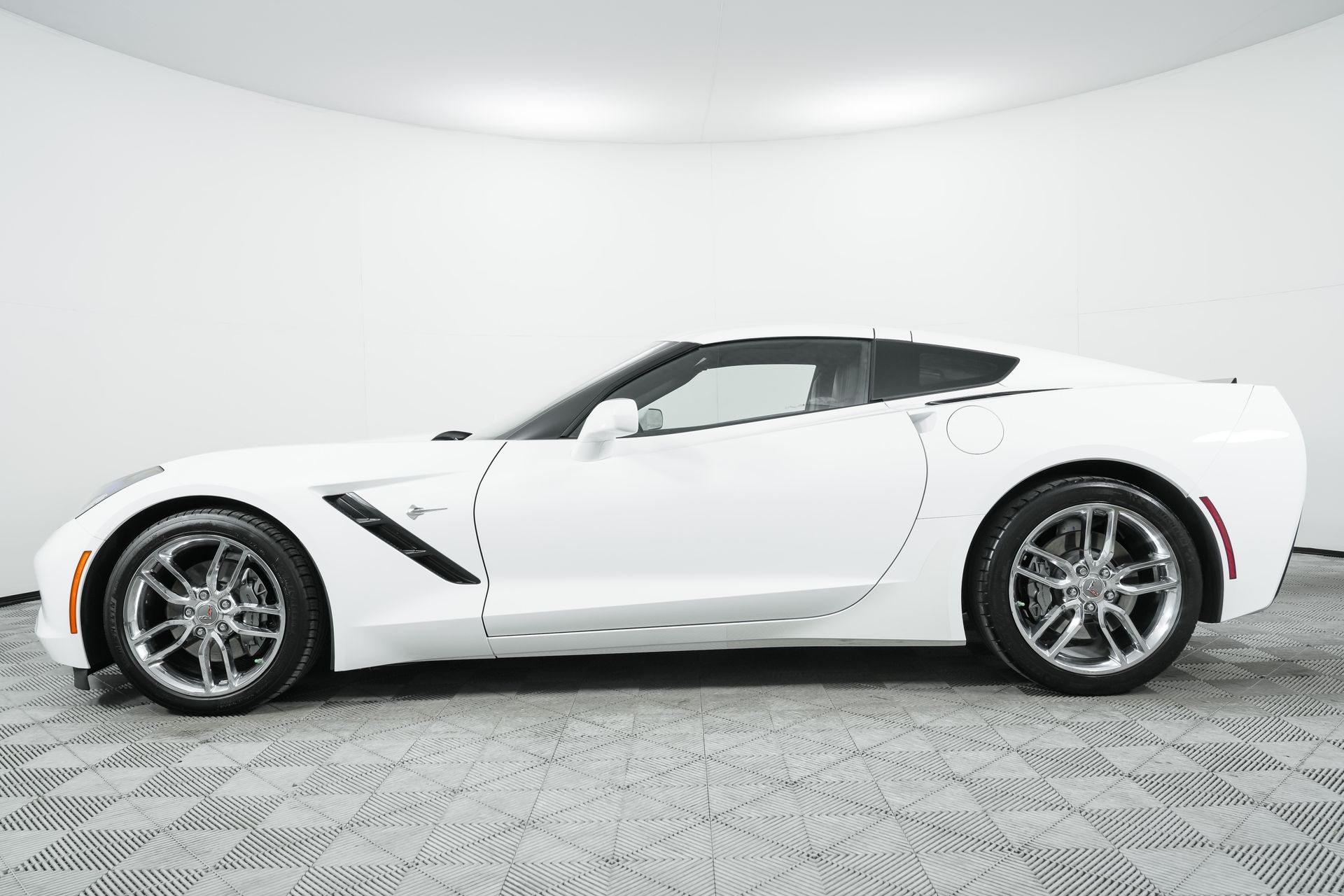 used 2014 Chevrolet Corvette Stingray car, priced at $40,400