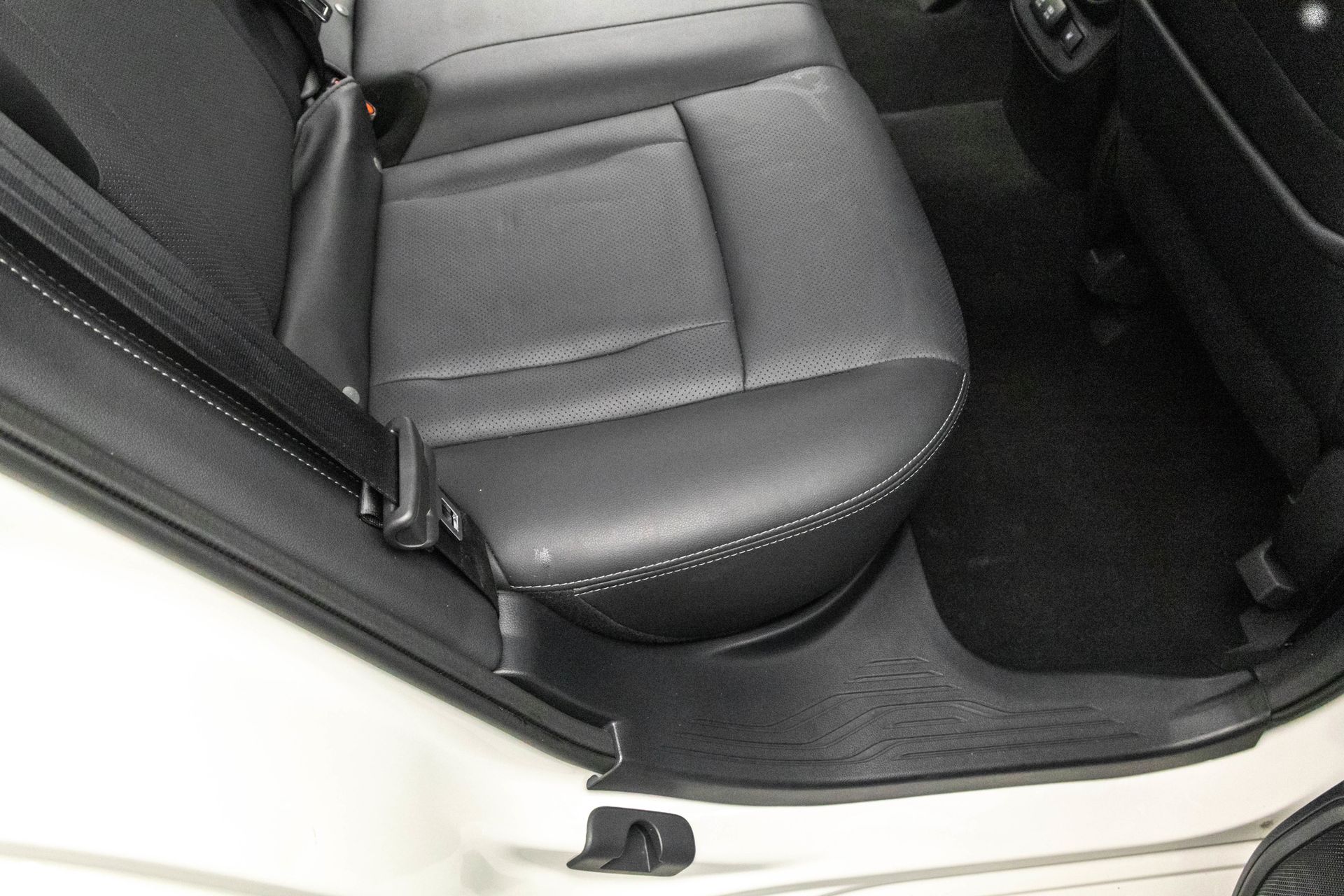 2022 SUBARU LEGACY - Image 35