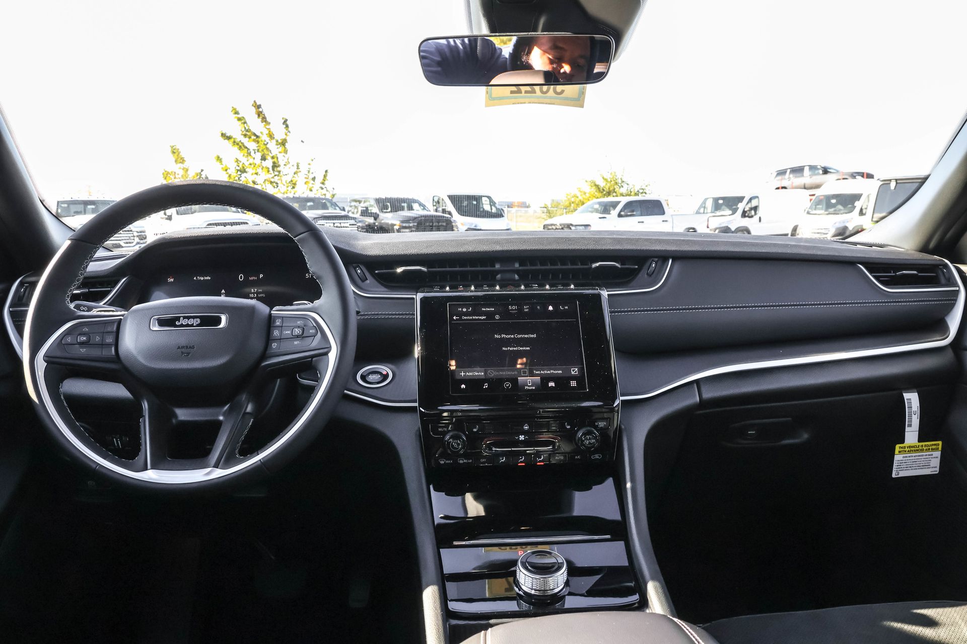 2025 JEEP GRAND CHEROKEE L - Image 18