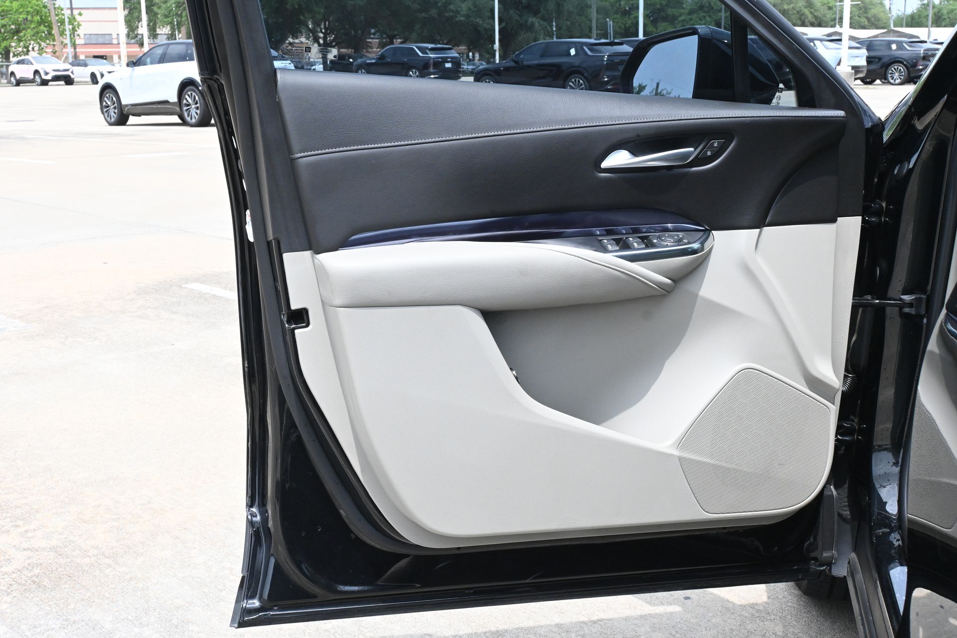 2021 Cadillac XT4 Luxury Black at Bayway Cadillac of The Woodlands