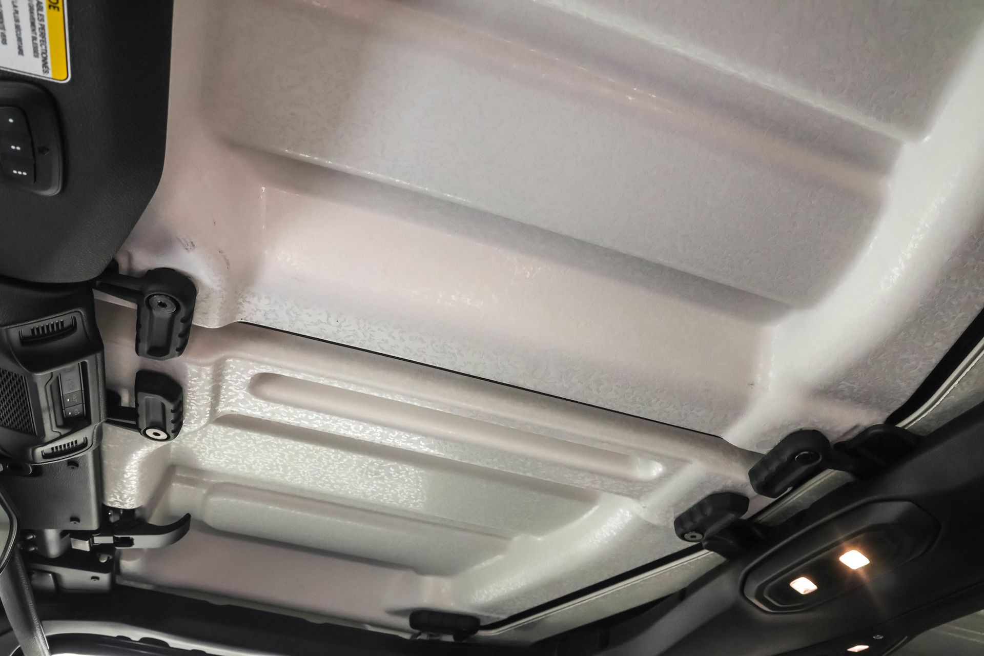 2025 JEEP GLADIATOR - Image 6