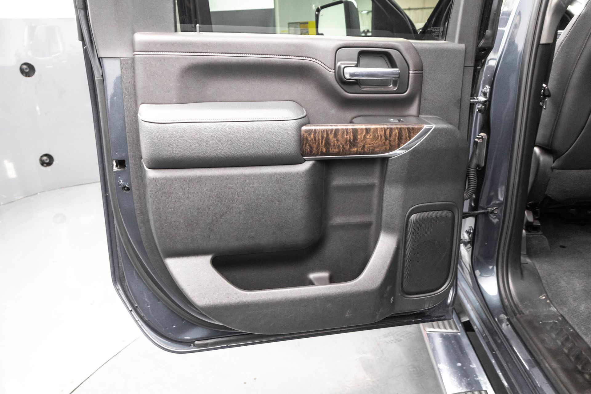 2020 GMC SIERRA - Image 33