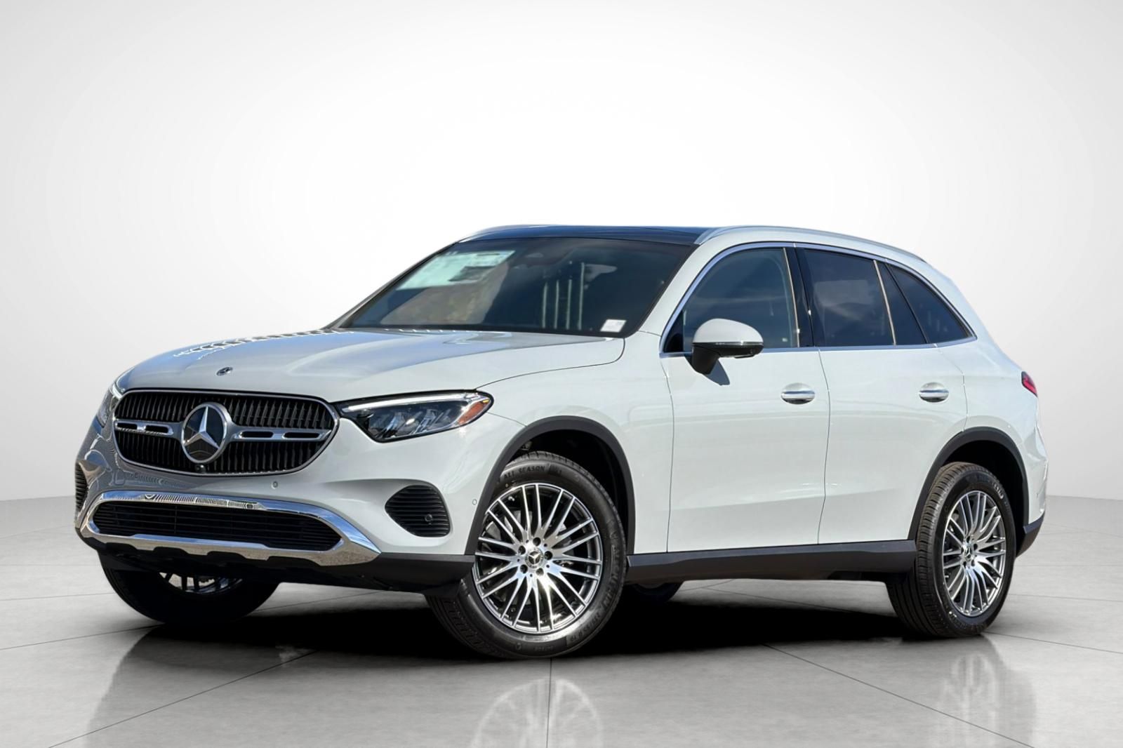 956 2027 Mercedes-Benz GLC SUV / Crossover Rear-Wheel Drive 9-Speed Automatic Overdrive