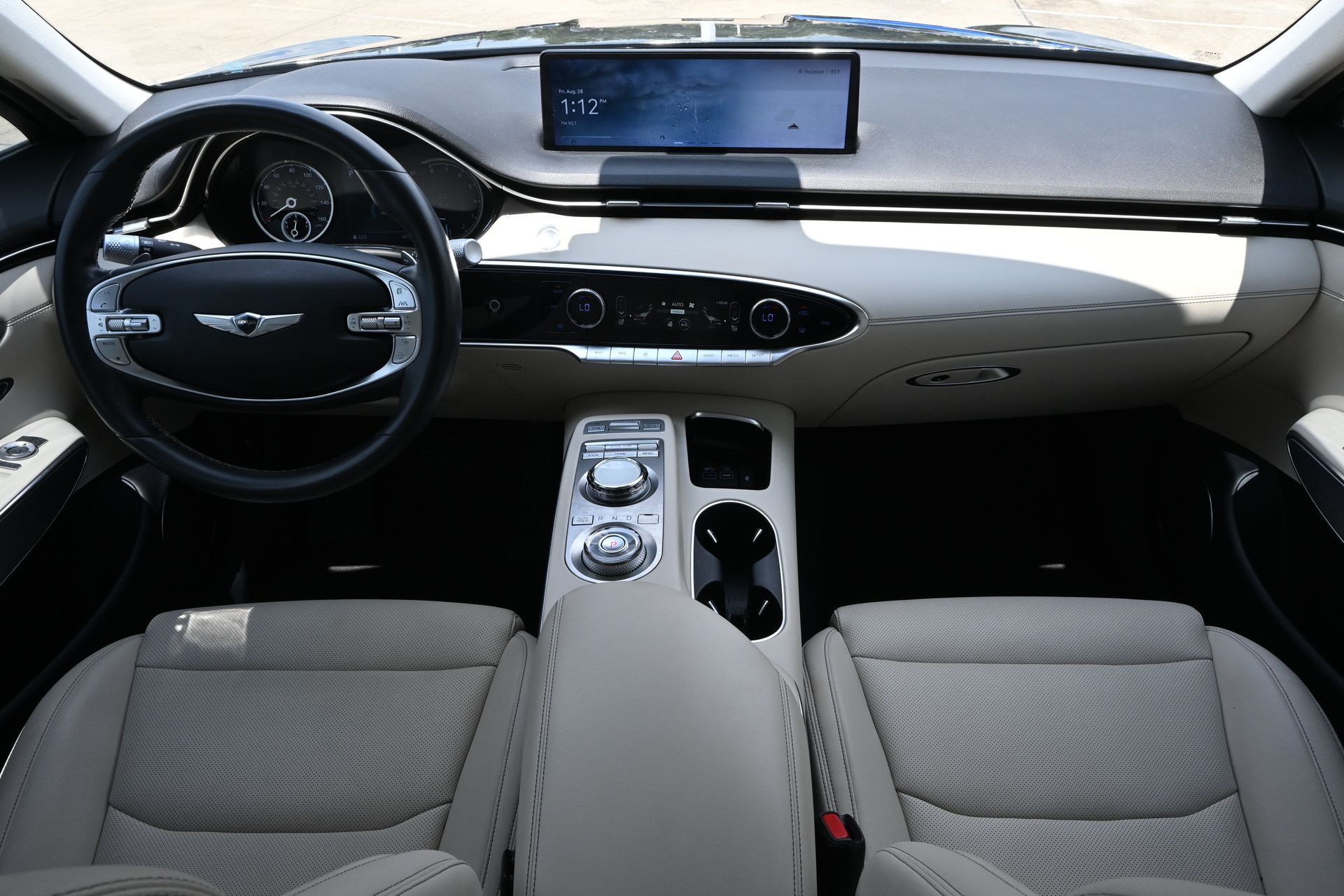 2024 Genesis GV70 2.5T Black at AutoSavvy Houston Southwest