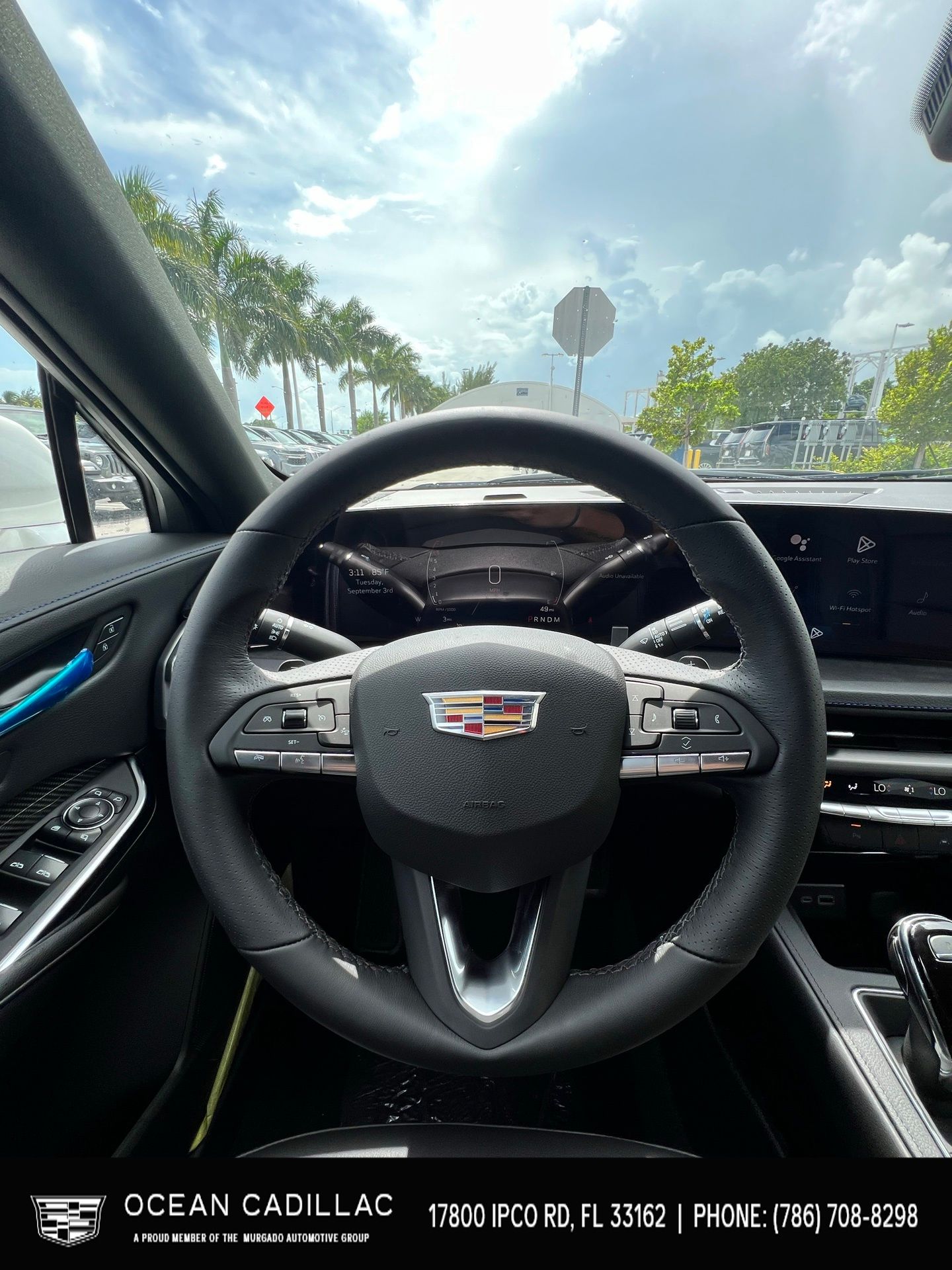 2024 Cadillac XT4 Sport 8