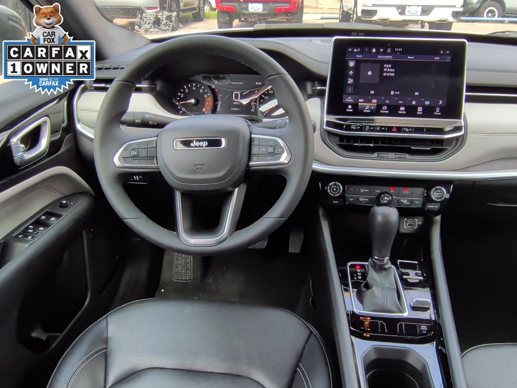 2025 Jeep Compass Limited - 11