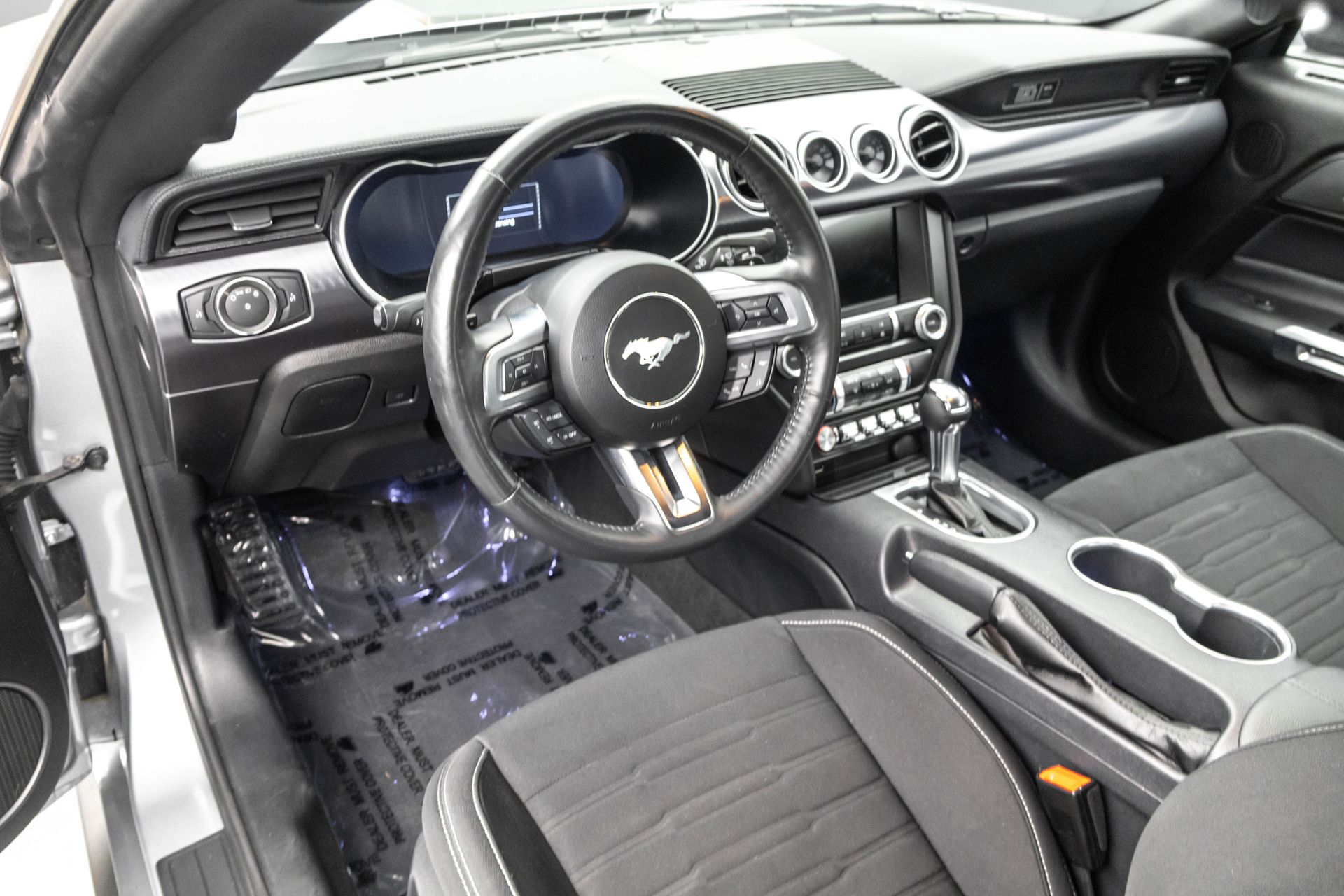 2022 FORD MUSTANG - Image 5