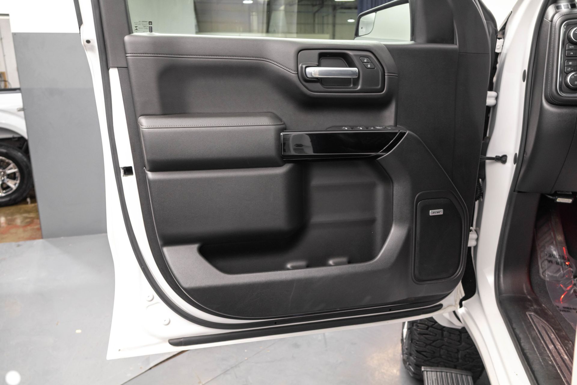 2020 CHEVROLET SILVERADO - Image 29