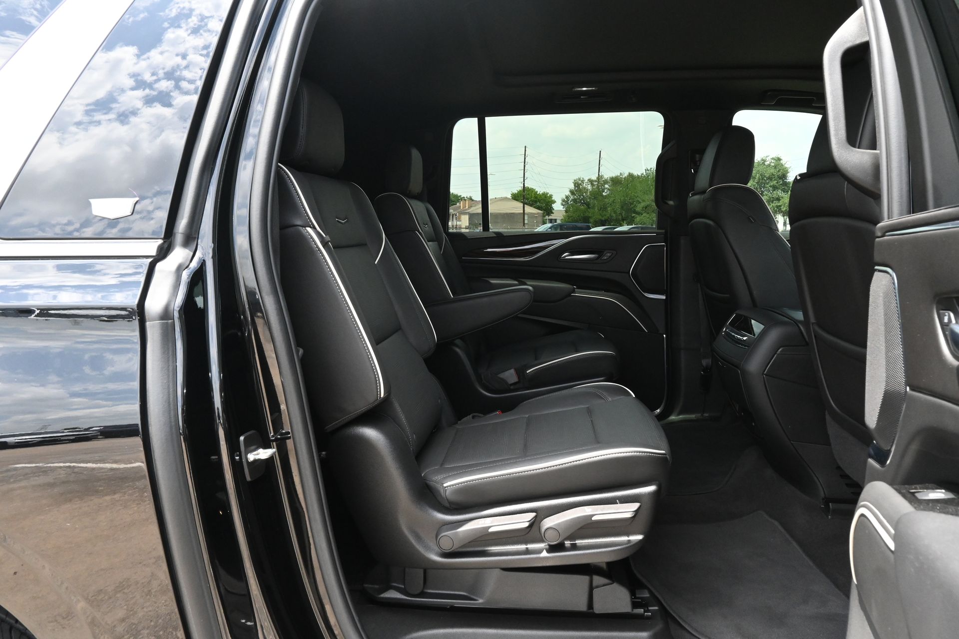 2024 Cadillac Escalade ESV Premium Black at Bayway Cadillac of The Woodlands