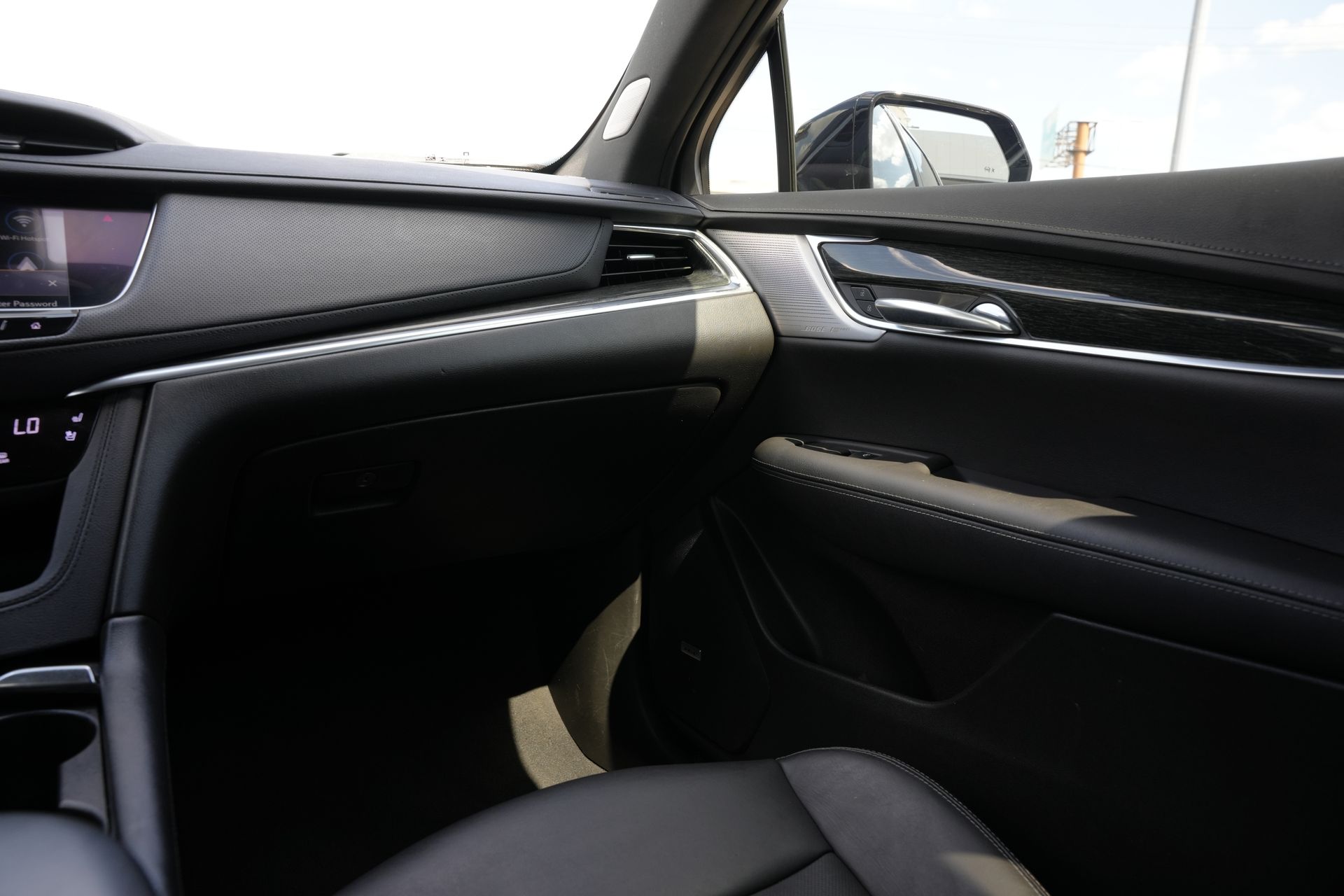 2020 Cadillac XT5 Premium Luxury Black at EAG Ford Navasota