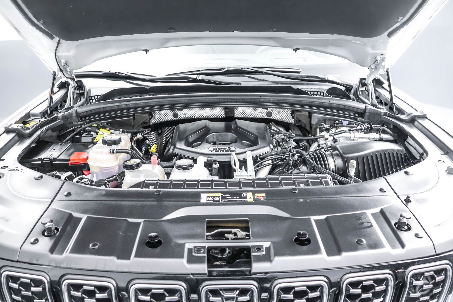 2022 JEEP GRAND CHEROKEE - Image 37