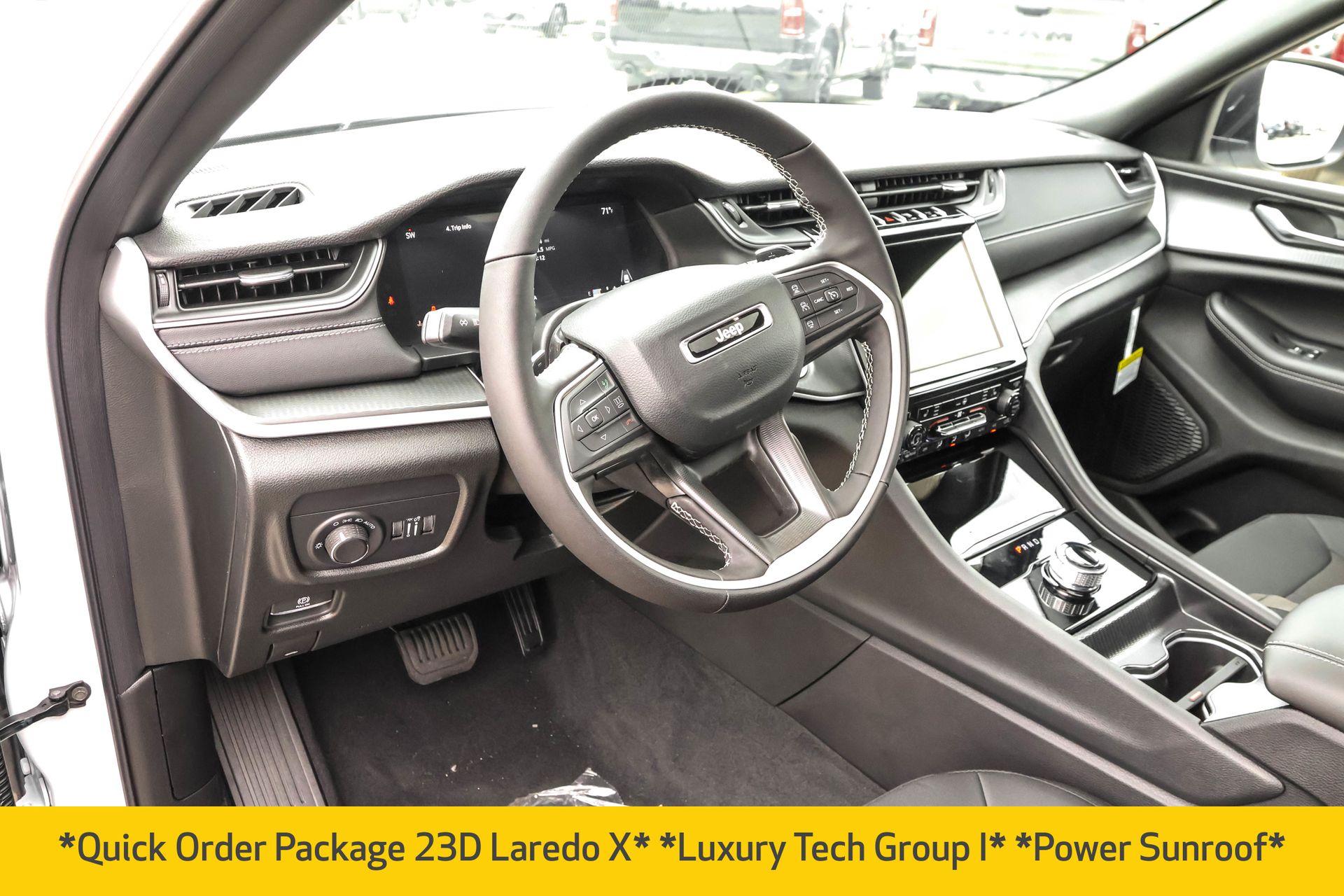 2025 JEEP GRAND CHEROKEE L - Image 4