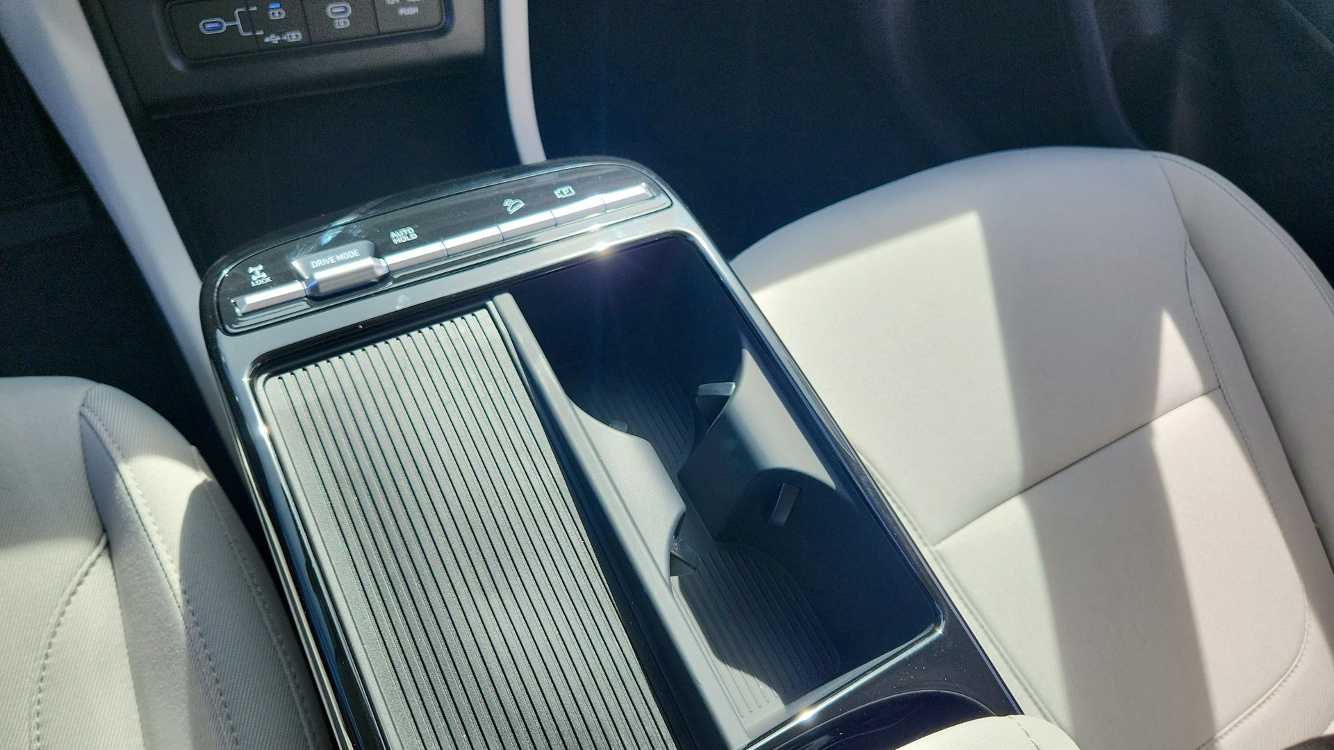 2026 Hyundai Tucson Hybrid