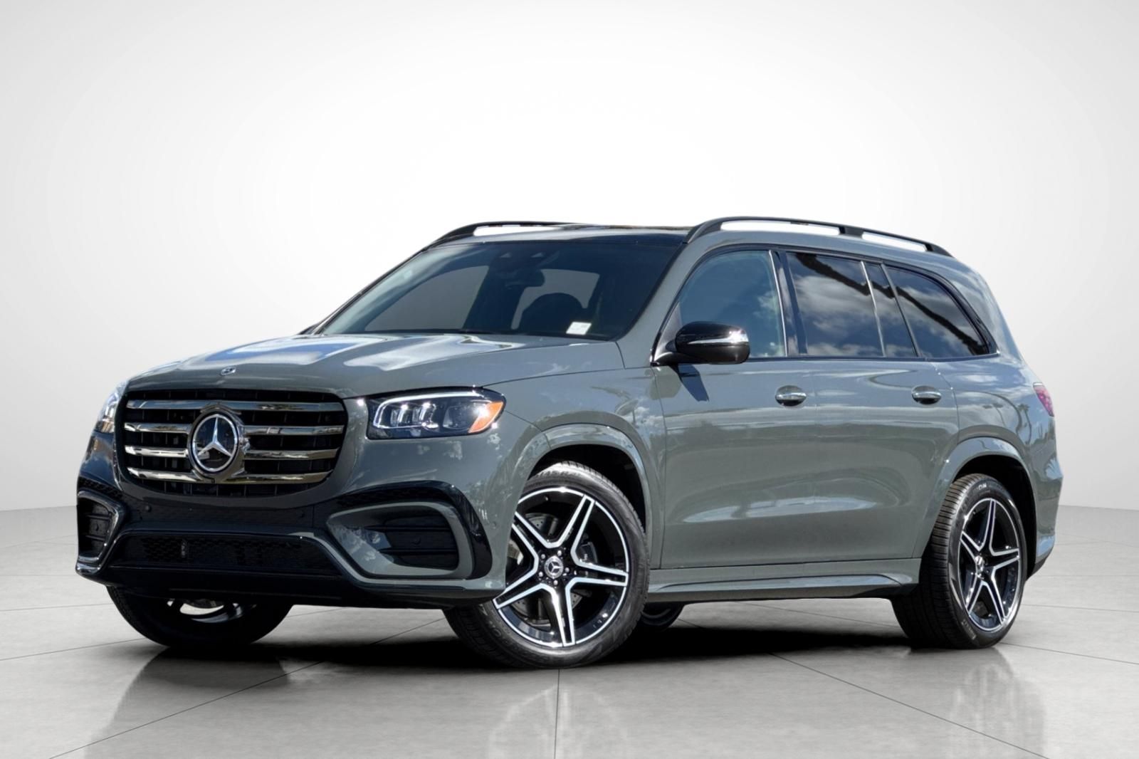 Gray (MANUFAKTUR Silicon Grey) 2026 Mercedes-Benz GLS SUV / Crossover All-Wheel Drive 9-Speed Automatic