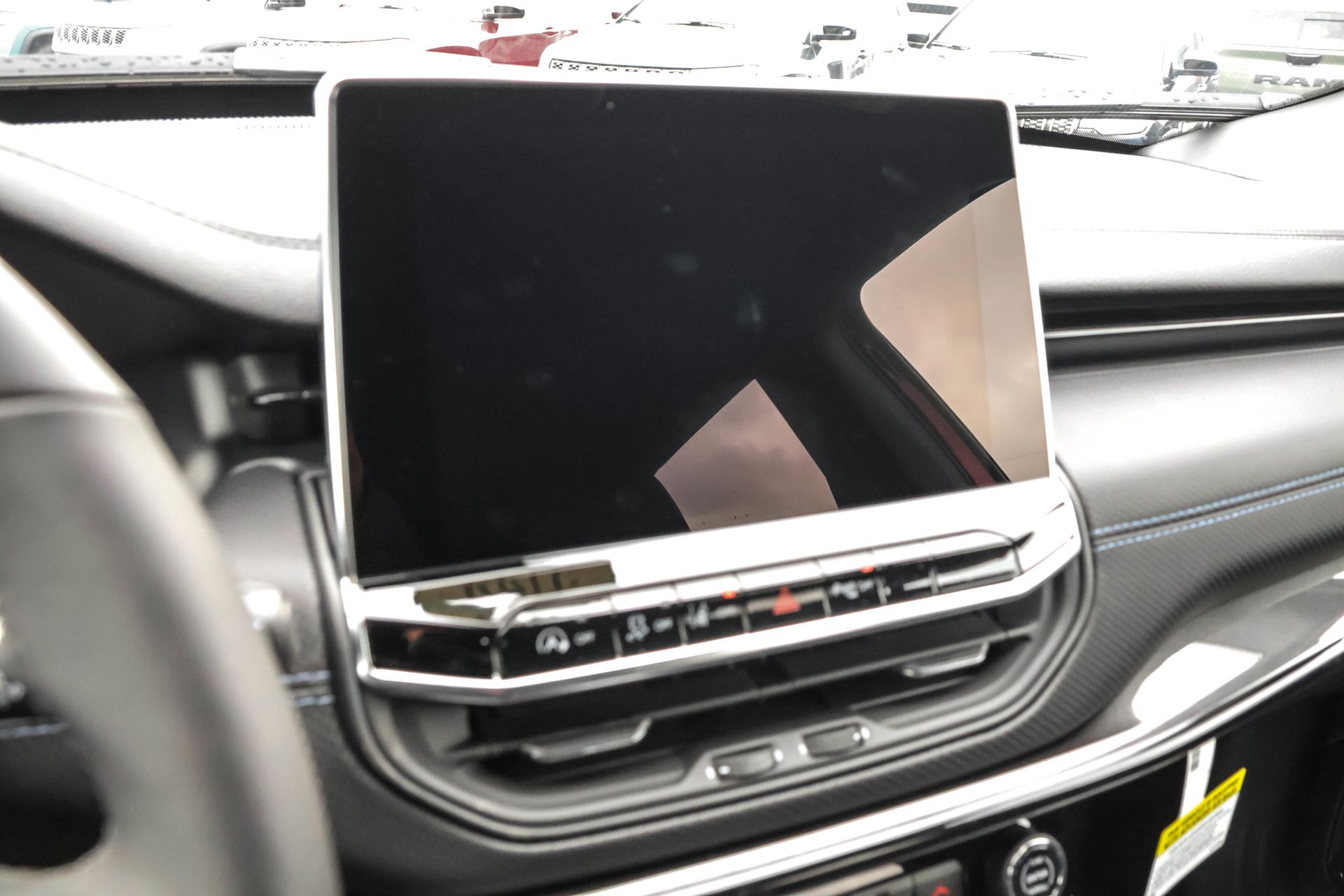 2026 JEEP COMPASS - Image 15