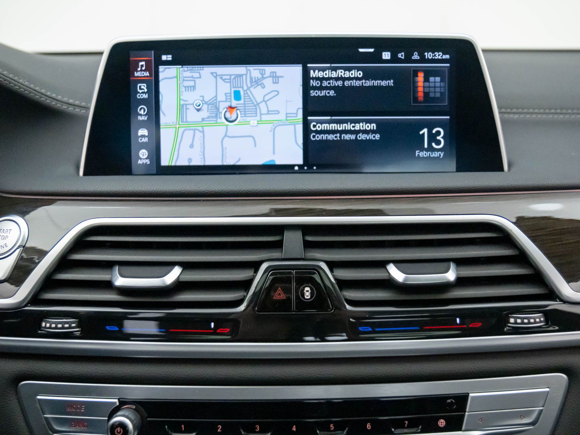 2022 BMW 7-Series 740i xDrive photo