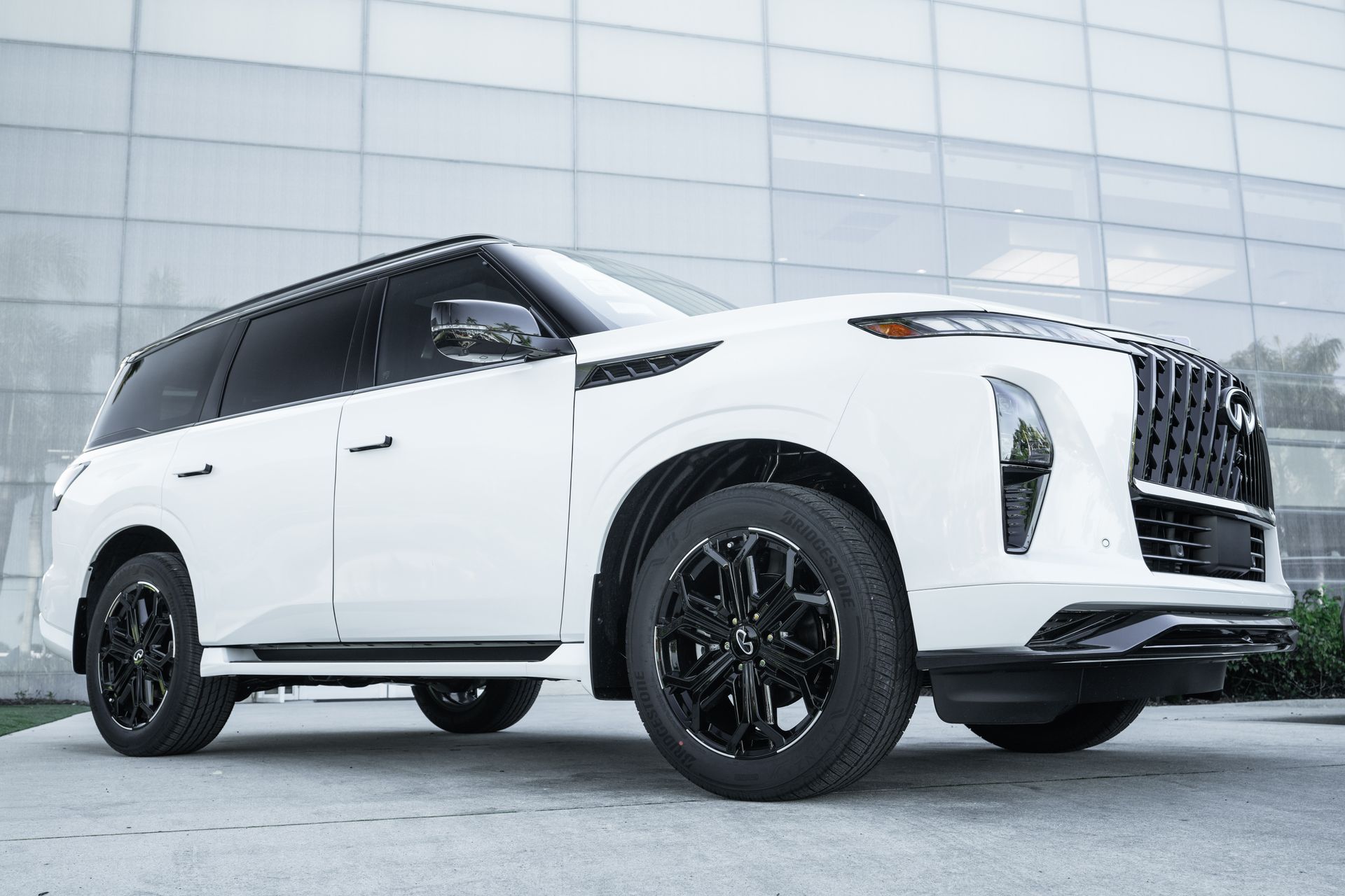 2026 INFINITI QX80 SPORT