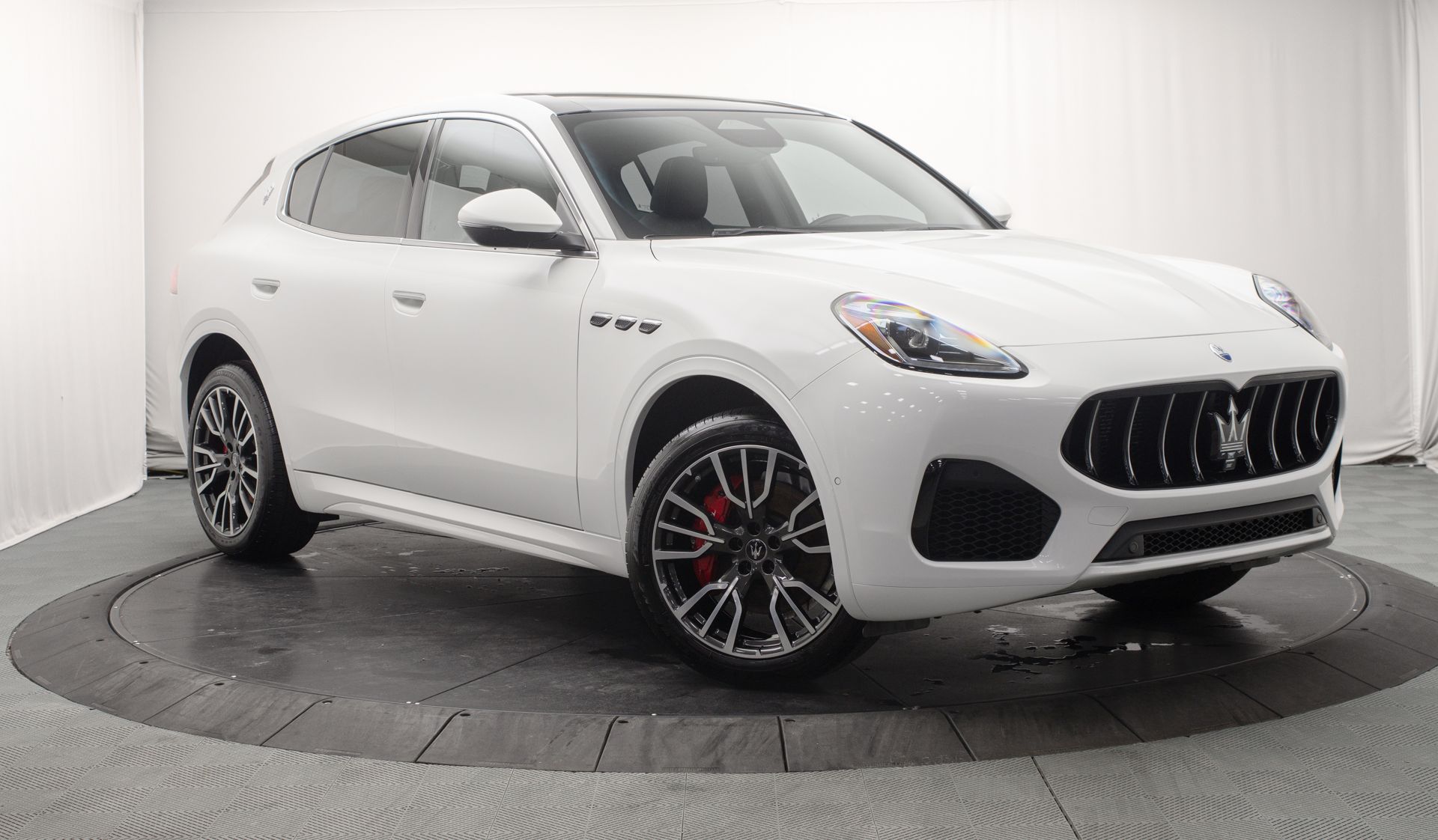 2025 Maserati Grecale Base