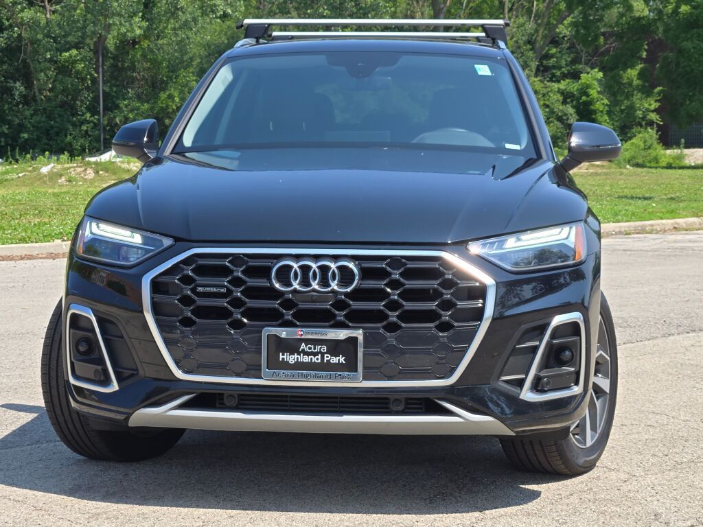 2023 Audi Q5 45 S line Premium photo 3