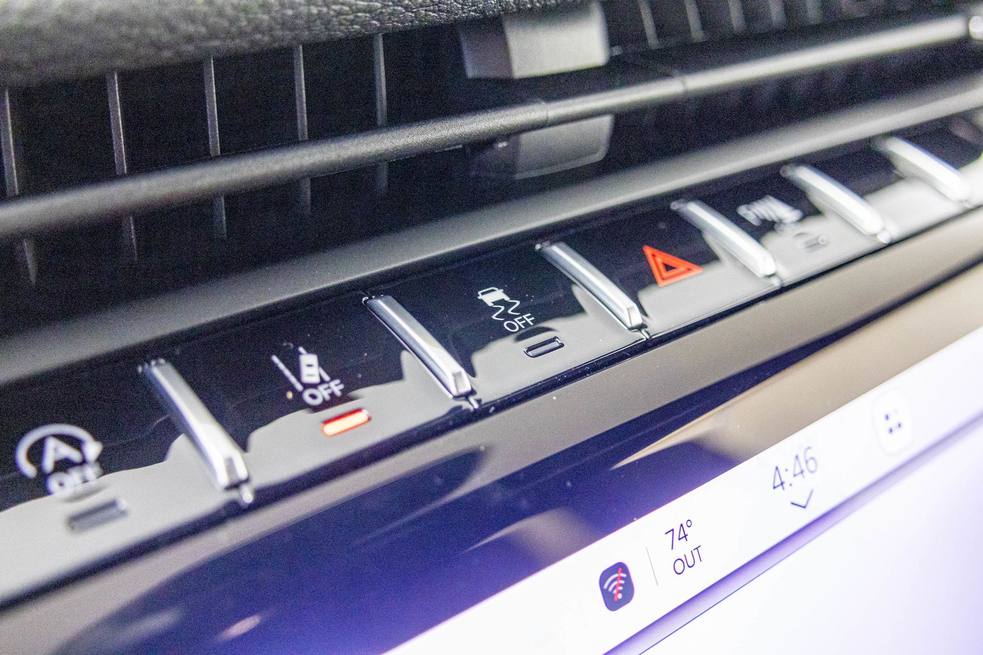 2025 JEEP GRAND CHEROKEE - Image 24