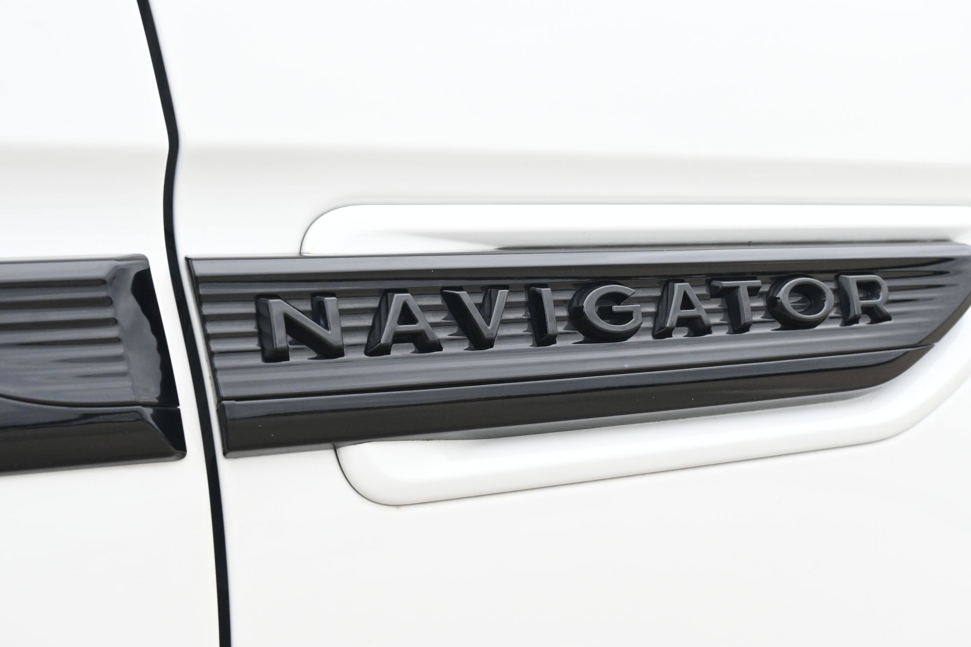 2022 Lincoln Navigator L Black Label White at Classic Chevrolet Galveston