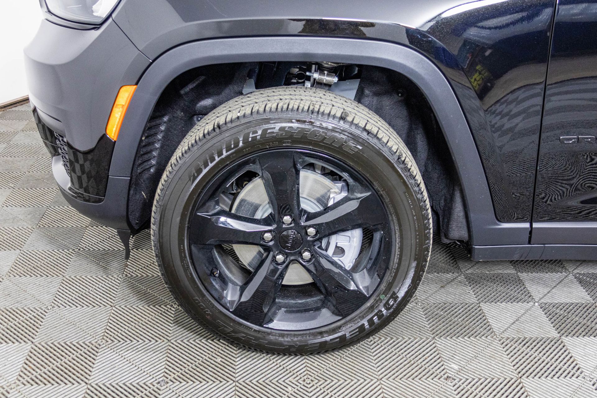 2025 JEEP GRAND CHEROKEE L - Image 41