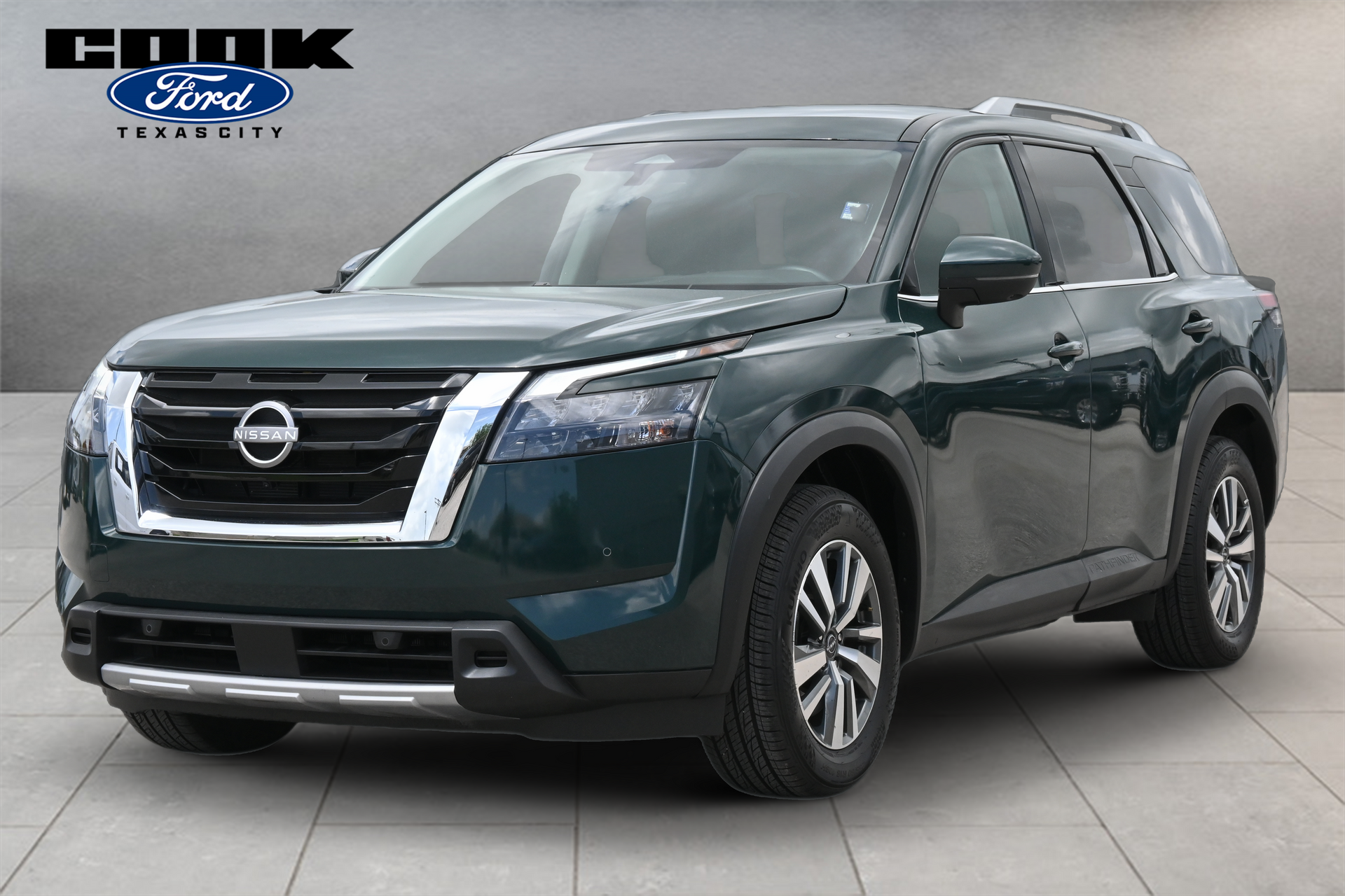 2025 Nissan Pathfinder SL Black at Baytown Hyundai