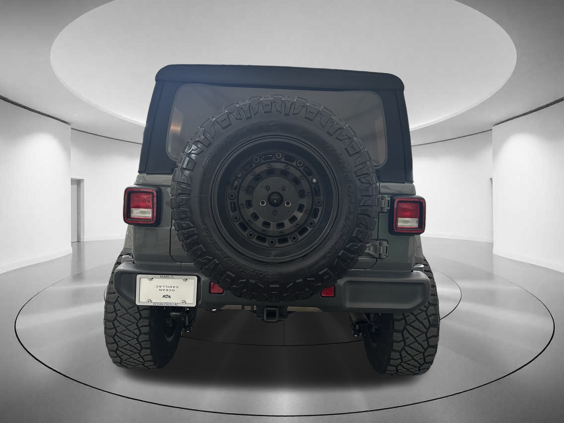 2018 Jeep Wrangler Unlimited Sahara 5