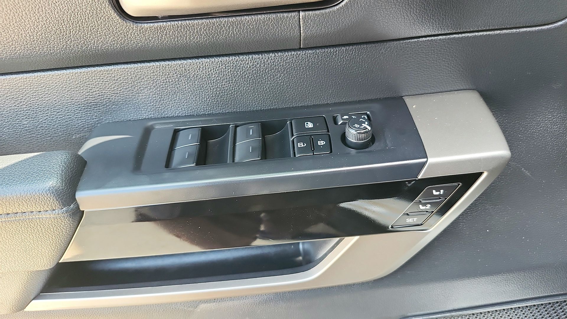 car-gallery-30
