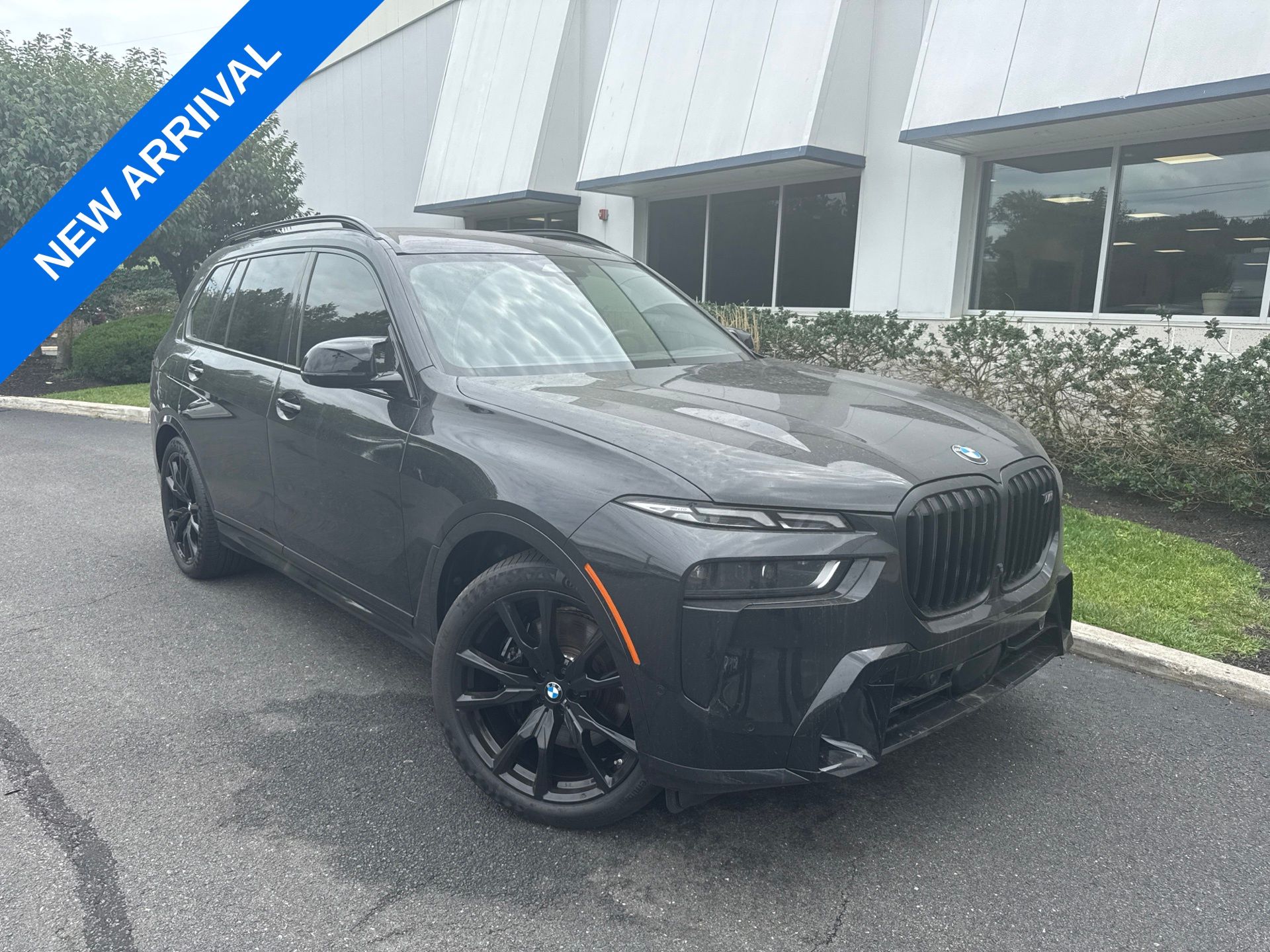 Black Sapphire Metallic 2025 BMW X7 SUV / Crossover All-Wheel Drive Automatic